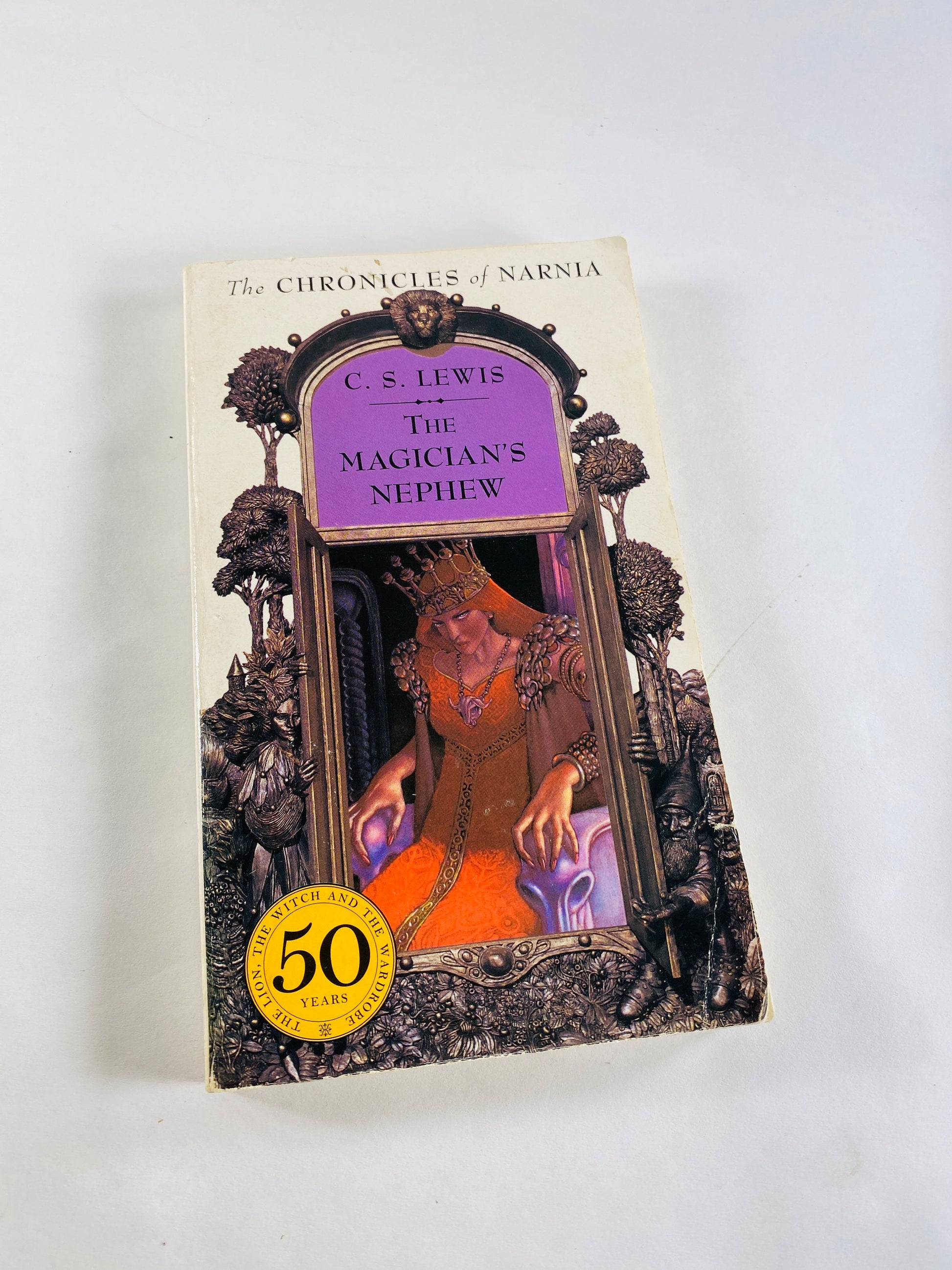 Chronicles of Narnia by CS Lewis Lion Witch and the Wardrobe vintage paperback book Magician's Nephew Last Battle science fiction Fantasy