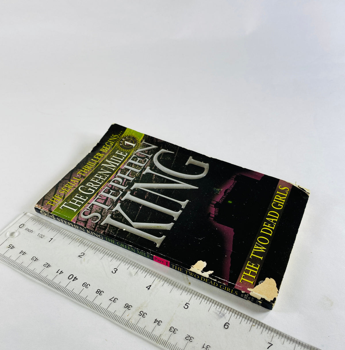 Green Mile Two Dead Girls by Stephen King Vintage paperback book circa 1996 about the a Death Row inmate with healing abilities