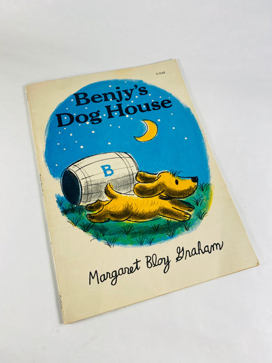 Benjy's Dog House vintage children's paperback book by Margaret Bloy Graham circa 1973 Beautiful vintage paperback book Scholastic