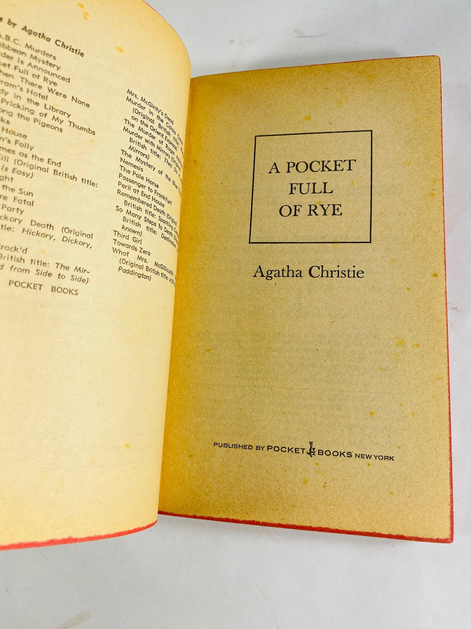 1974 Agatha Christie vintage EARLY paperback book Pocket Full of Rye