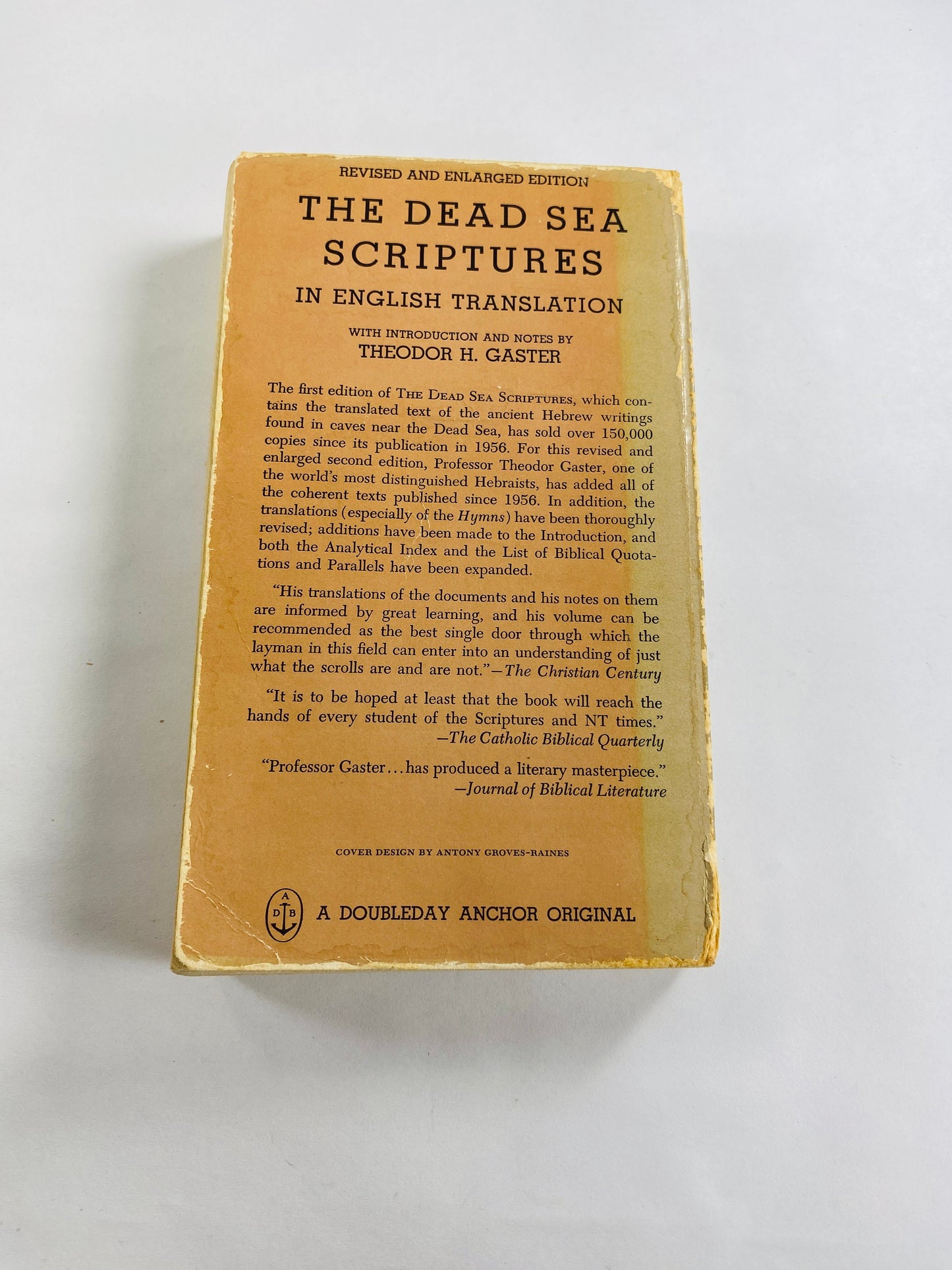 Dead Sea Scriptures Scrolls vintage paperback book with introduction by Theodor Gaster circa 1964