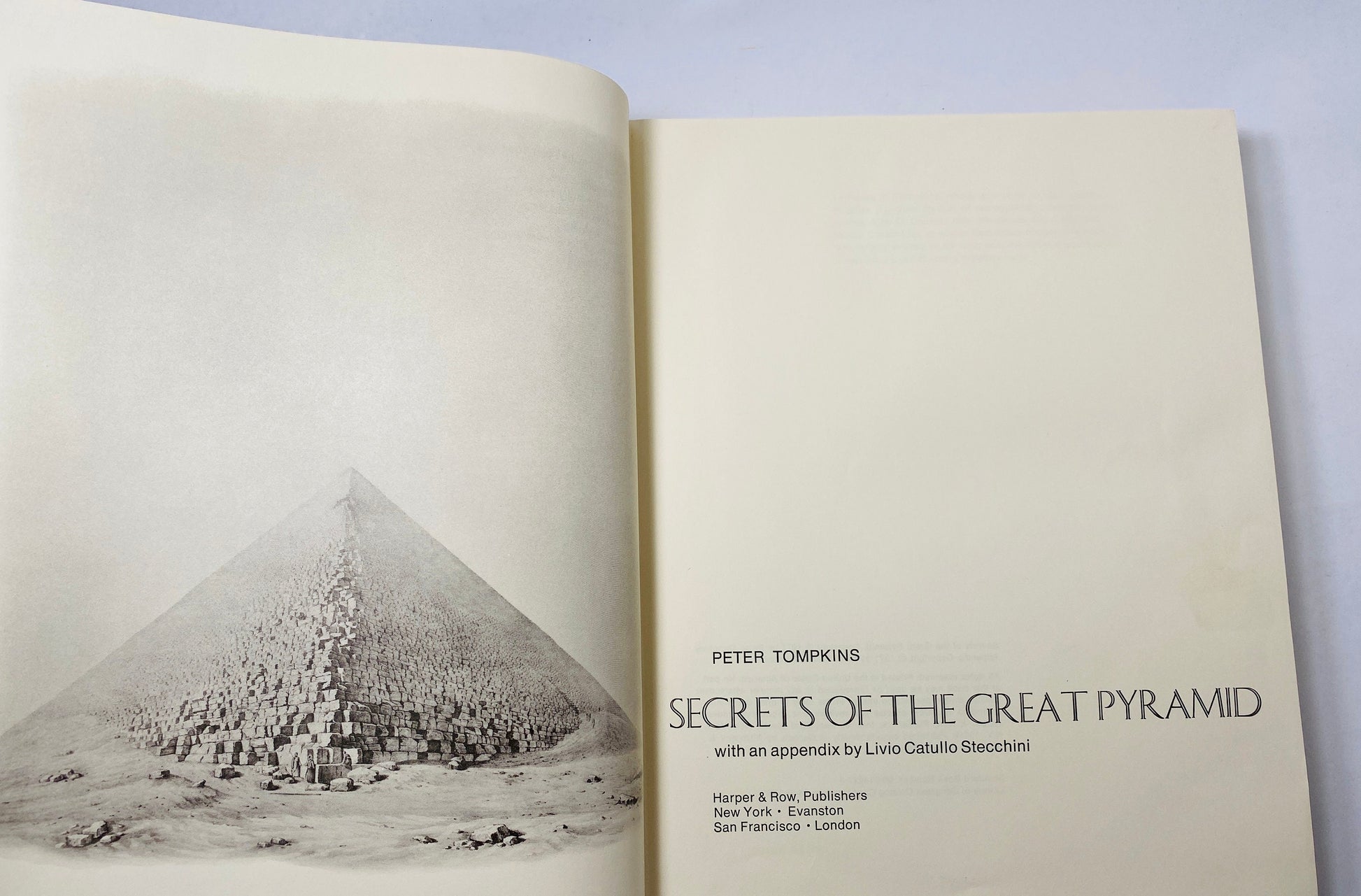 Secrets of the Great Pyramid by Peter Tompkins FIRST EDITION vintage book circa 1971. Book lover gift. Hieroglyph pyramid history. Occult