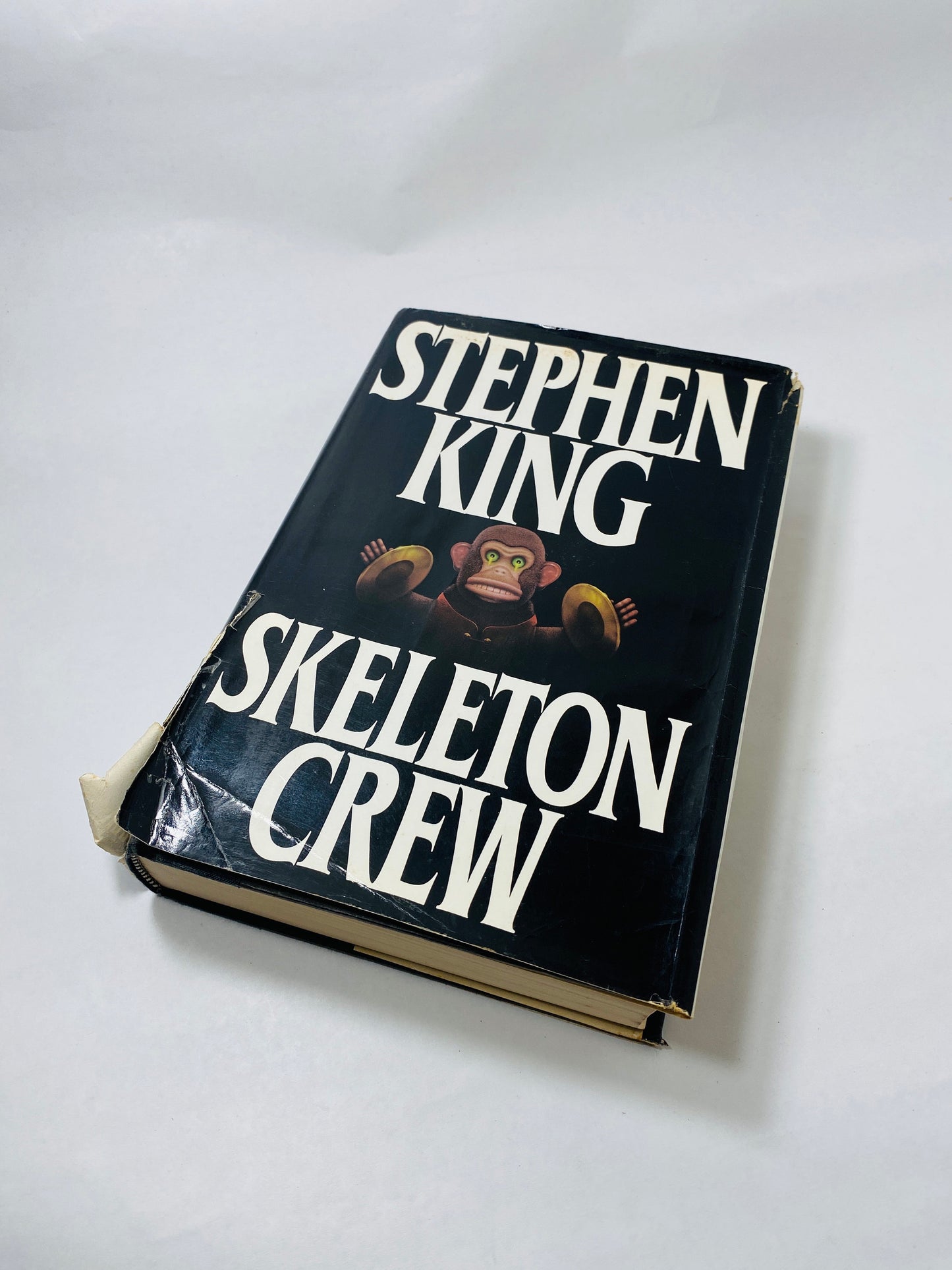 Skeleton Crew by Stephen King FIRST EDITION vintage book circa 1985 with dust jacket Horror book lover Gift