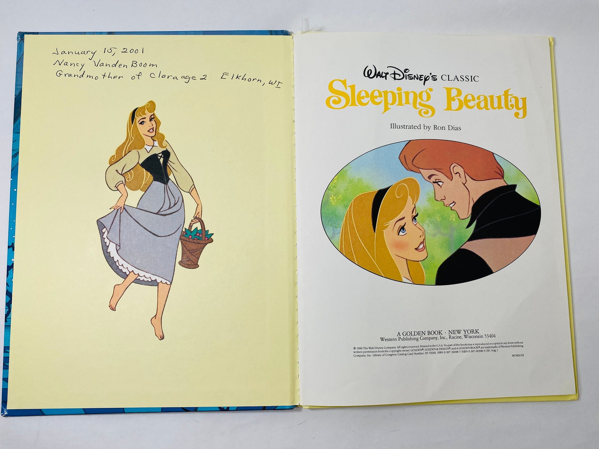 SLeeping Beauty large vintage FIRST EDITION book circa 1986 Walt Disney movie studio pictures golden book