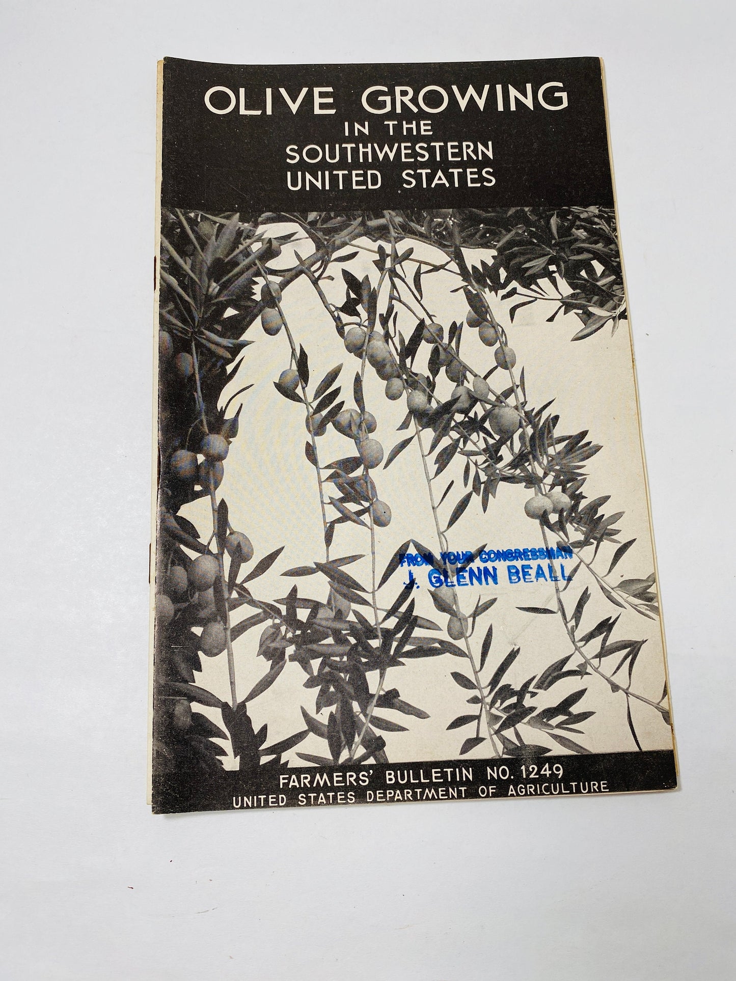 1940s Vintage Agriculture Department farm booklets peas canning olives grapes peppers sorghums barley wheat homestead