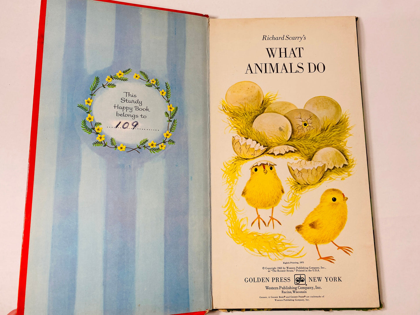 1975 Richard Scarry What Animals Do Vintage children's Golden Sturdy Happy book by one of the world's leading illustrators.