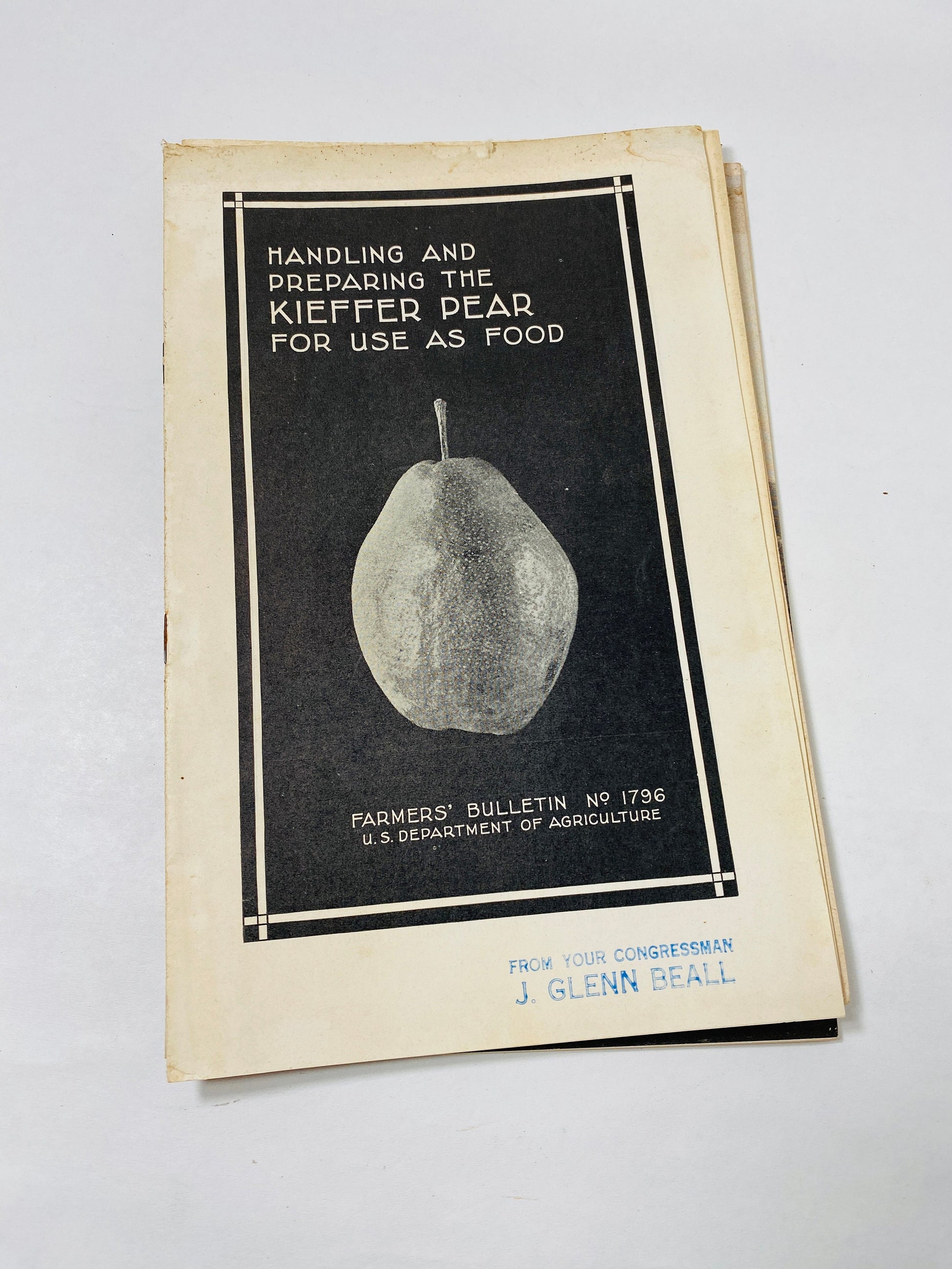 1940s Vintage Agriculture Department farm booklets cherries raspberries corn soybeans peach pear blackberries peanuts homestead