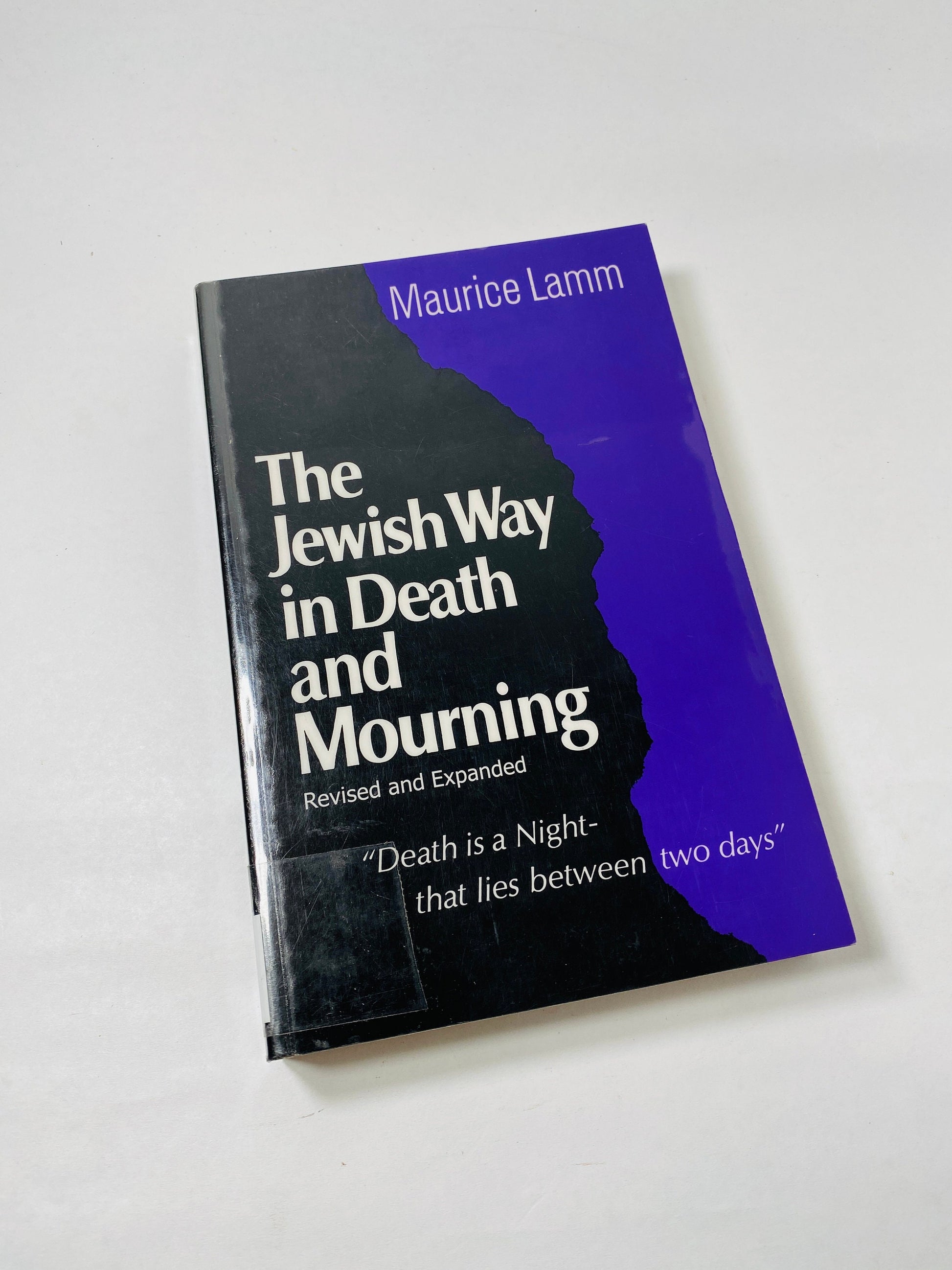 Jewish Way in Death and Mourning vintage paperback book by Maurice Lamm University of England Library customs in mourning