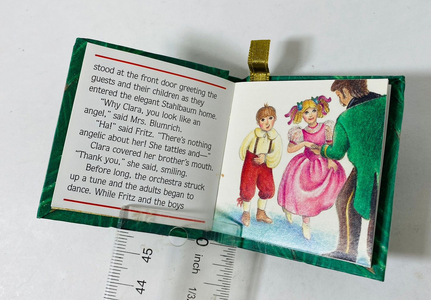 Vintage 1980s Christmas miniature book ornaments Nutcracker Twelve Days Knothole Rhymes Elves Shoemaker Bella Stocking stuffer decor