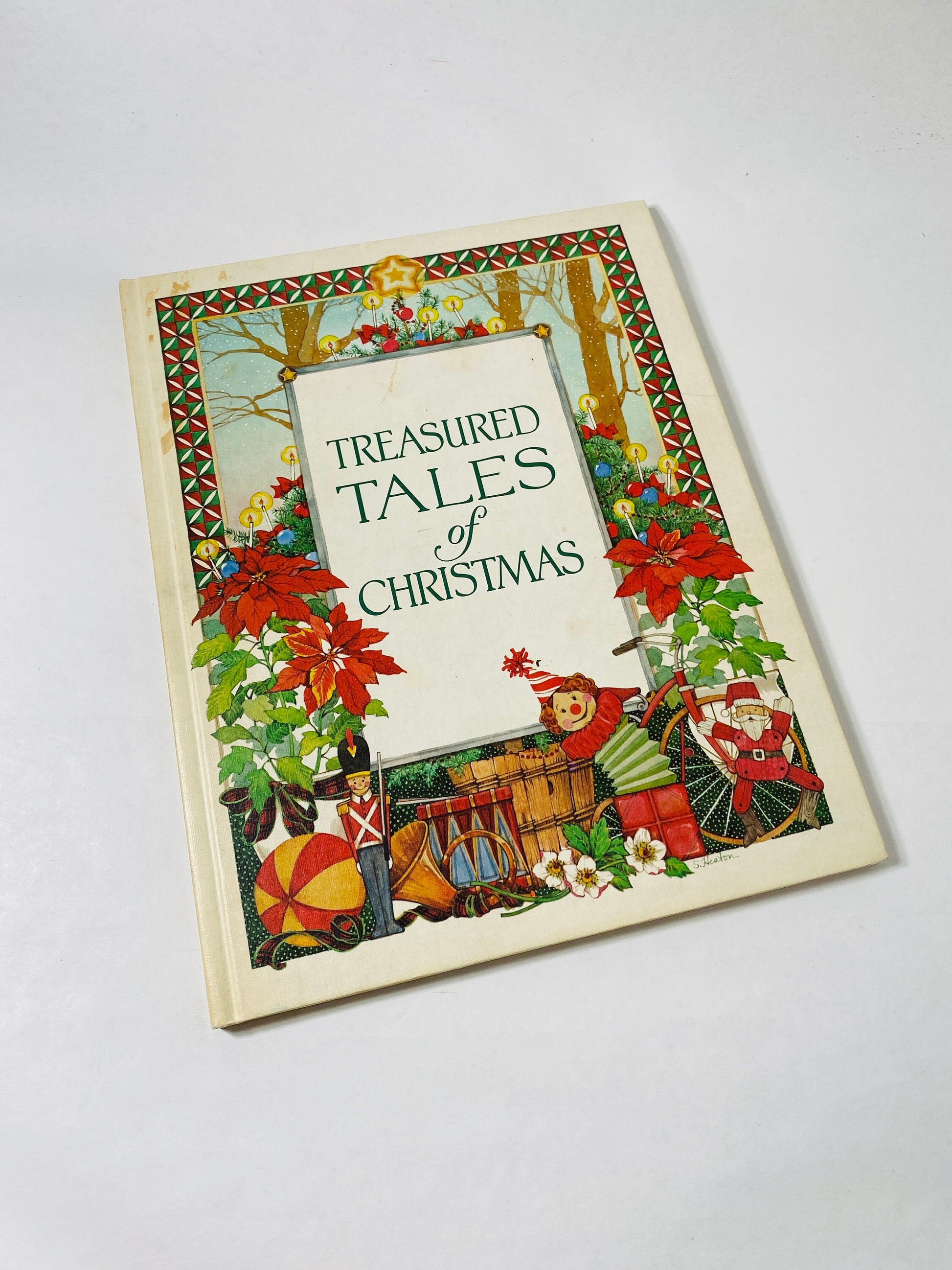 1980 Treasured Tales vintage children's book Night Before Christmas Friendly Beasts Goblins Cat Rose Spiders Hollow Tree Inn Babouscka