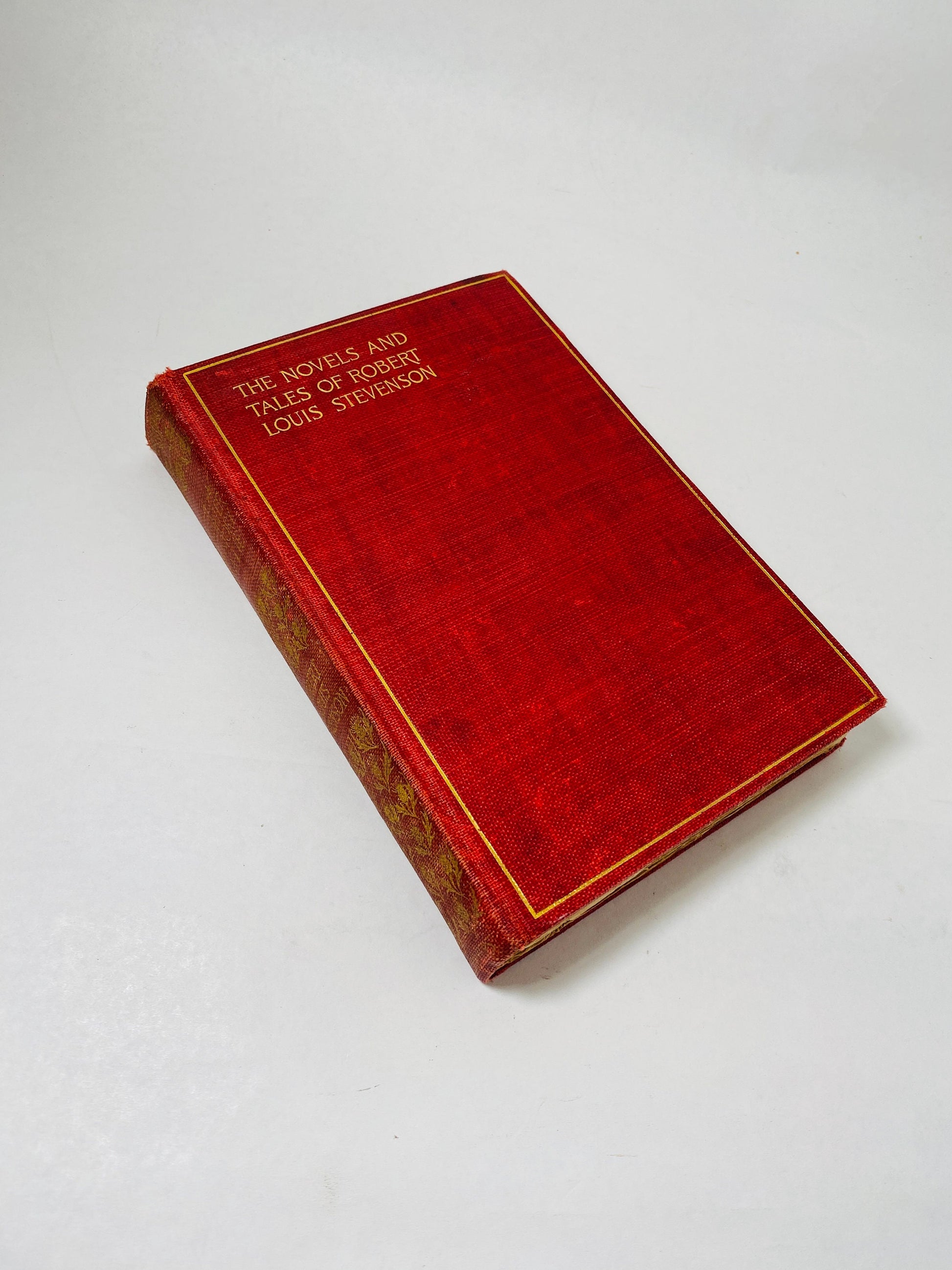 1895 Robert Louis Stevenson The Novels and Tales of Robert Louis Stevenson More New Arabian Nights - The Dynamiter - The Story of a Lie