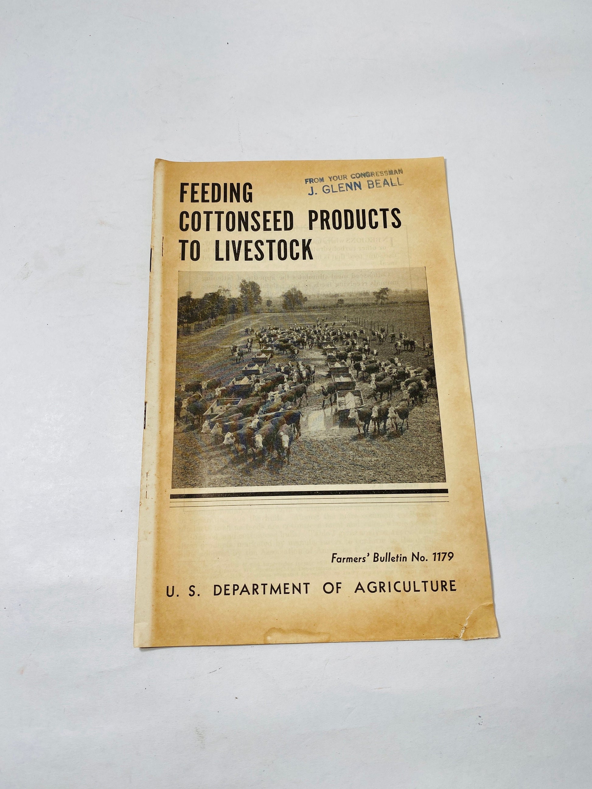 1940s Vintage Agriculture Department farm booklets off grid homestead Sheep raising wood floor construction slaughtering livestock water