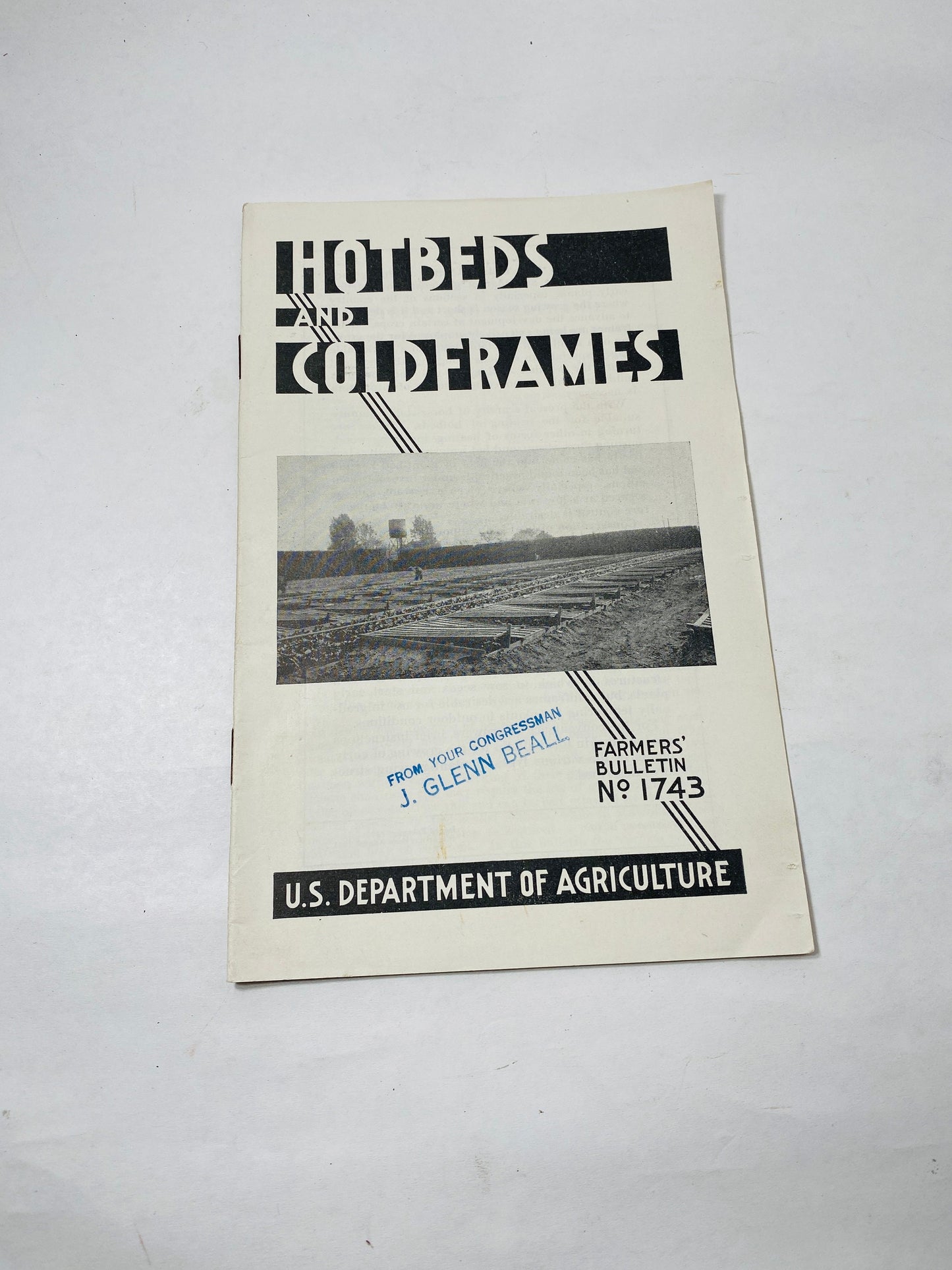 1940s Vintage Agriculture Department farm booklets off grid homestead Sheep raising wood floor construction slaughtering livestock water