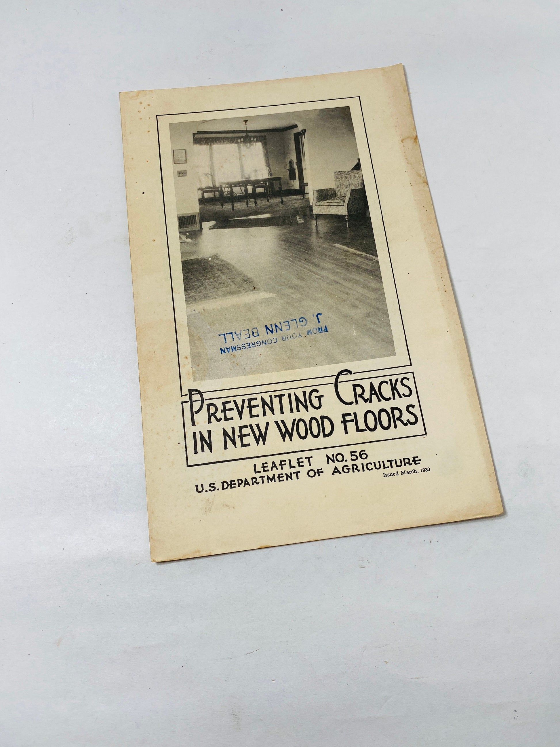 1940s Vintage Agriculture Department farm booklets off grid homestead Sheep raising wood floor construction slaughtering livestock water