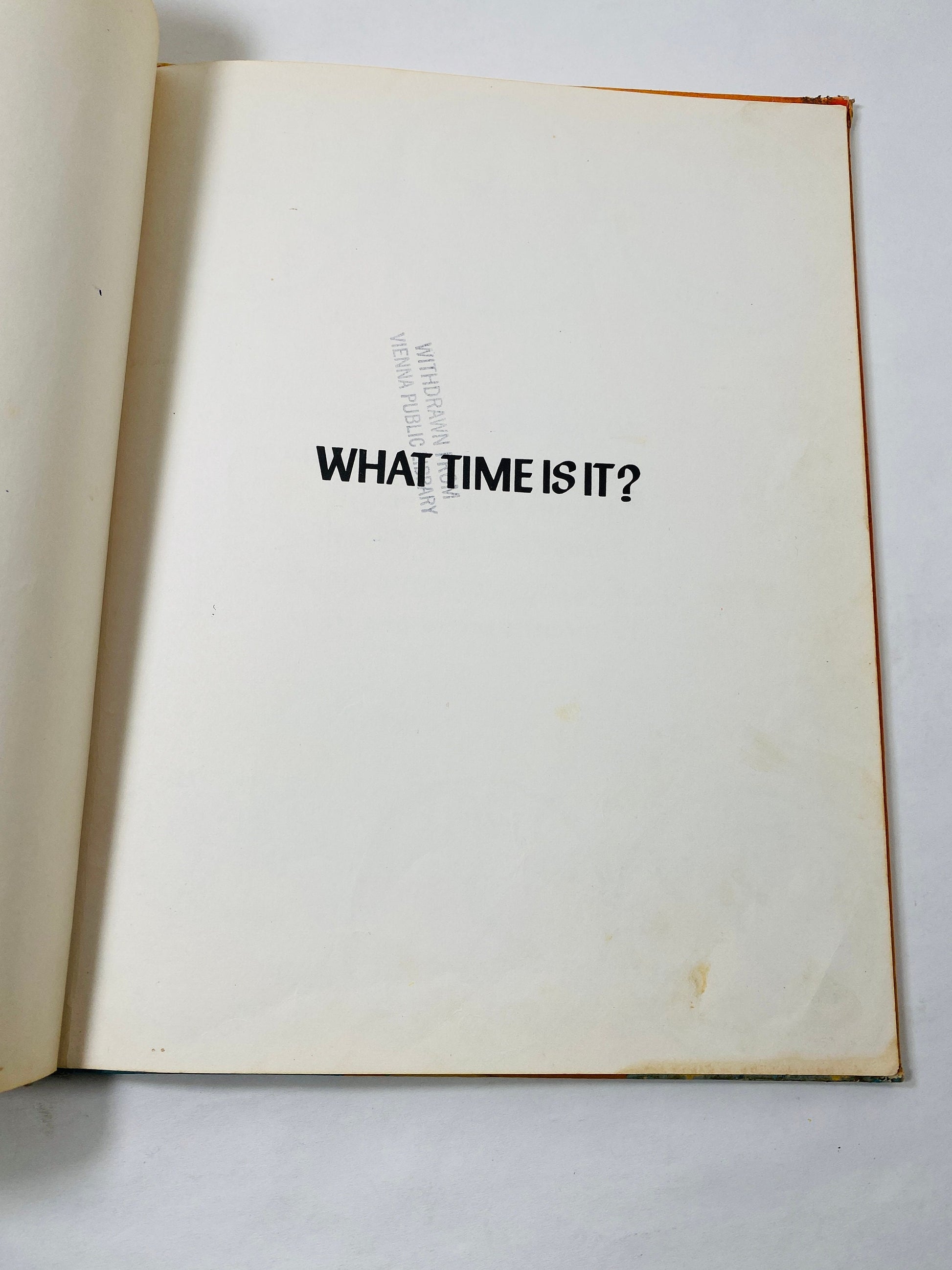 What time is it? Vintage Book about learning how to tell time circa 1974 LARGE childrens book about telling time on a clock educational