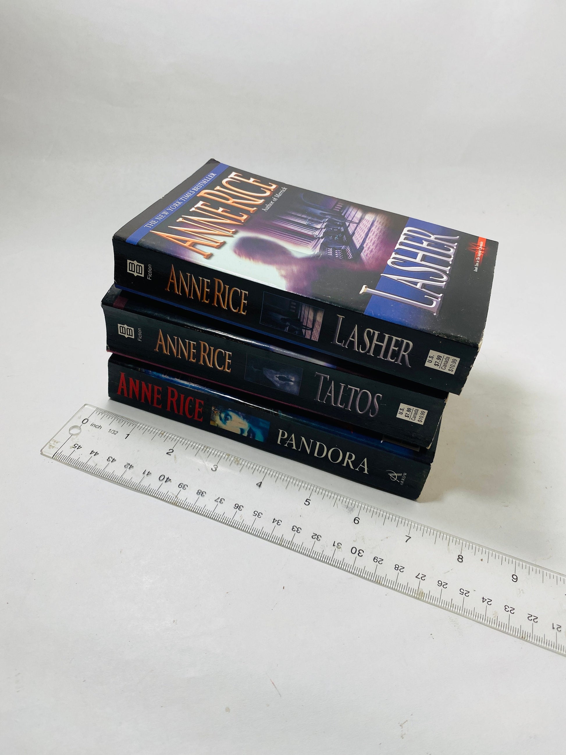 Lasher Taltos Pandors by Anne Rice Vintage paperback circa 1998 Vampire horror. Black book decor. Lestat Collectible gift