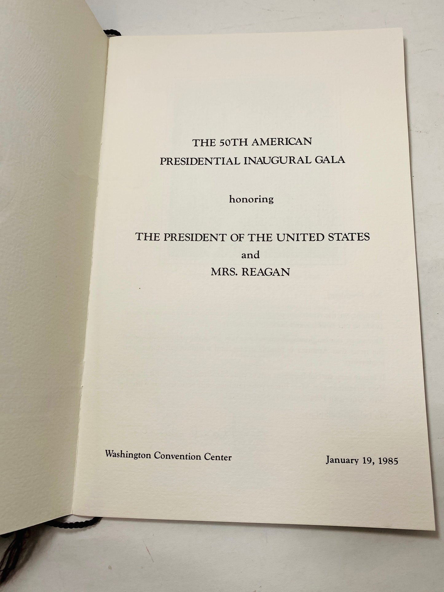 Ronald Reagan 1985 Inauguration & Inaugural Ball Gala Program! Authentic vintage 50th American President. White House George Bush Republican