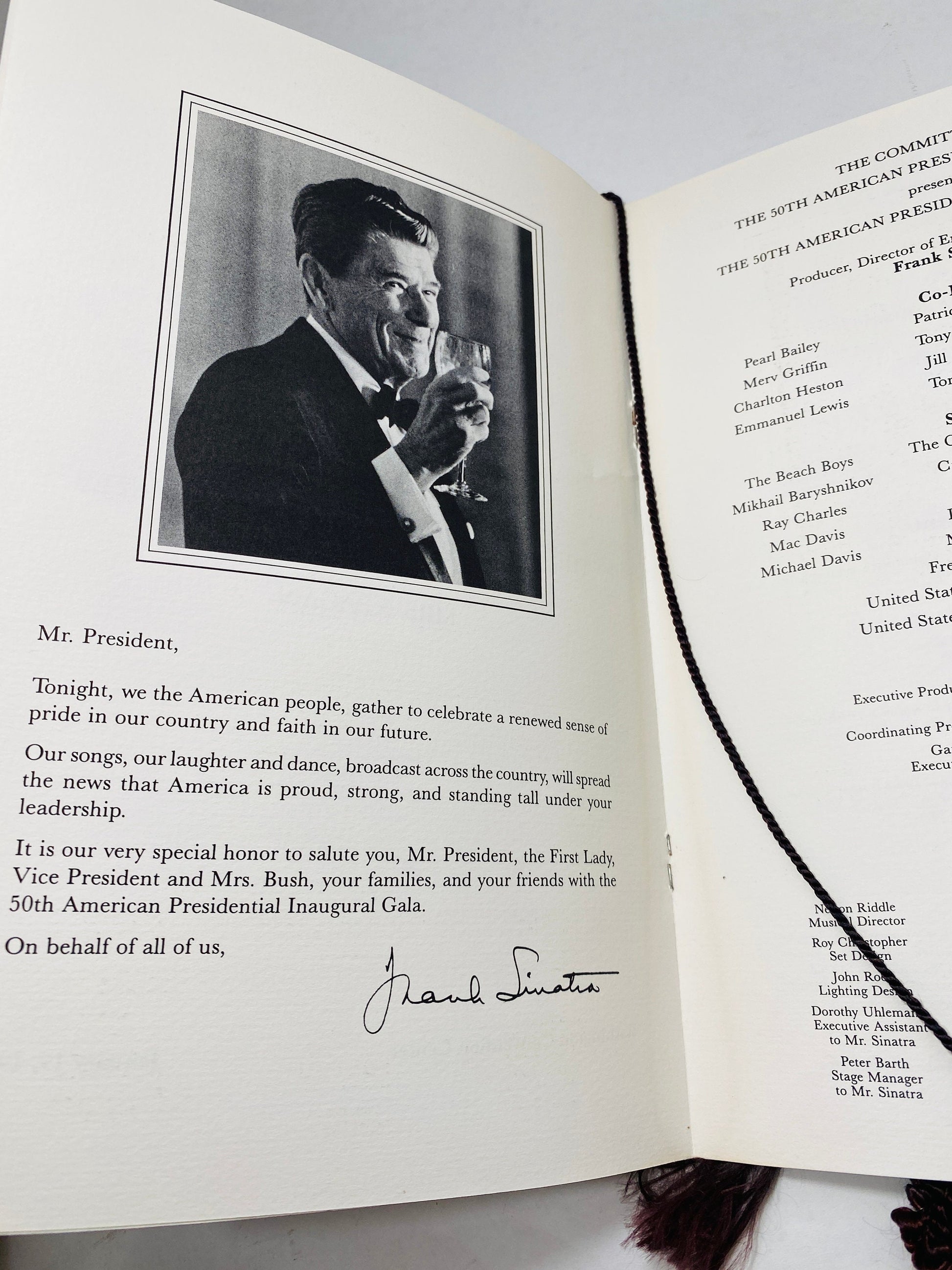 Ronald Reagan 1985 Inauguration & Inaugural Ball Gala Program! Authentic vintage 50th American President. White House George Bush Republican