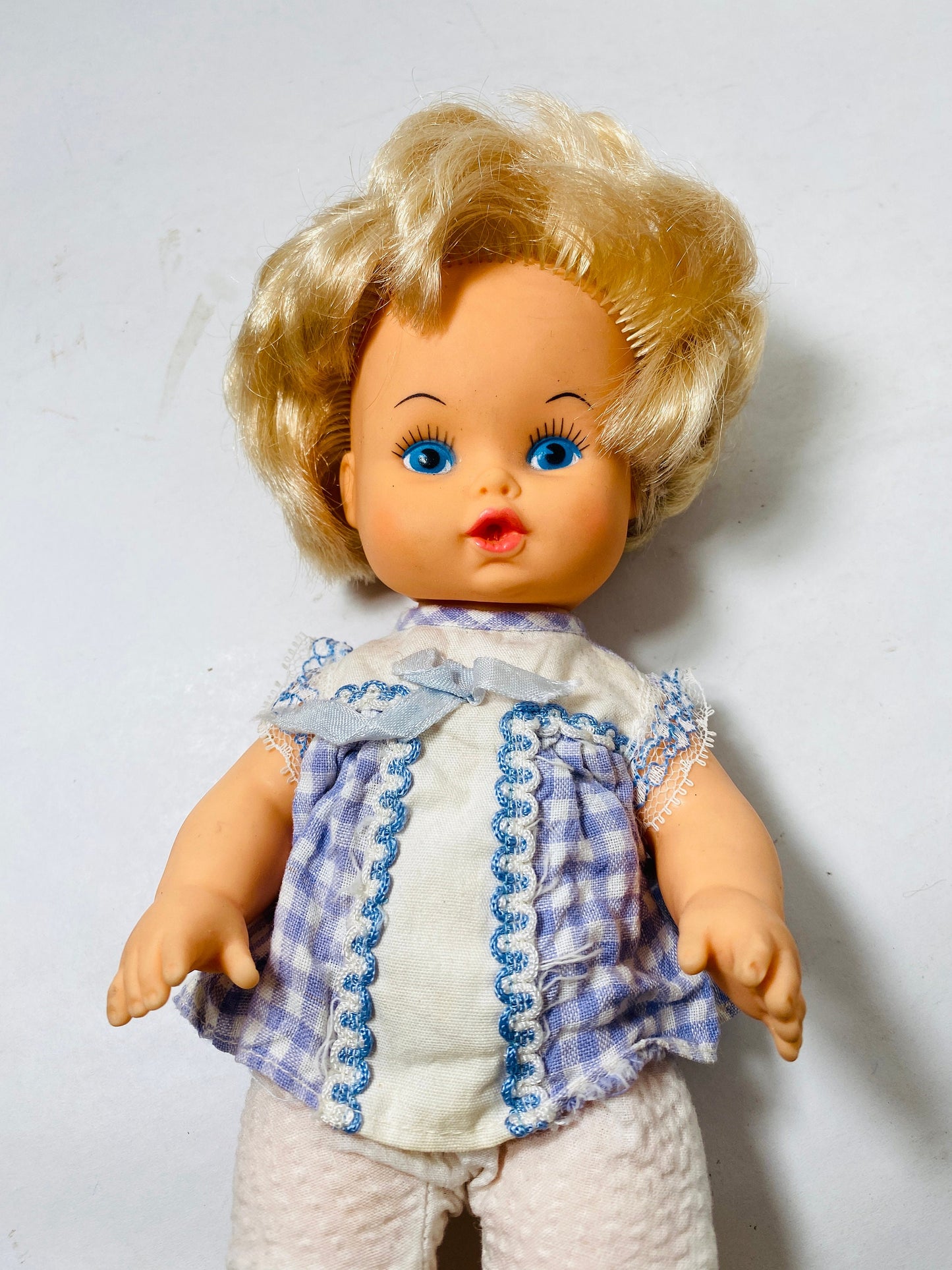 Vintage Playmates 1974 blonde wet and dry doll with original dress! Collectible Hard Plastic body clothing Nursery