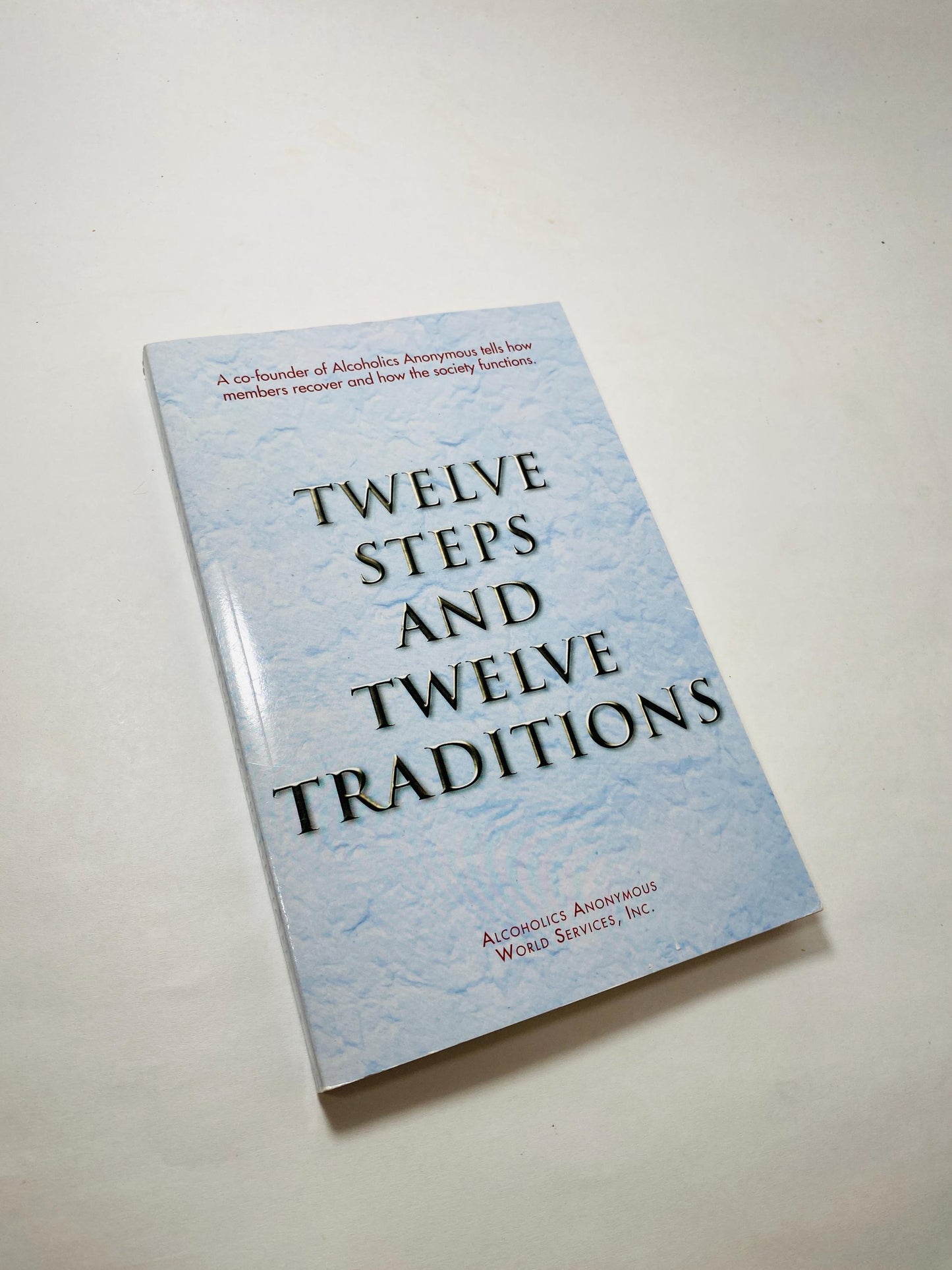 1981 Twelve Steps & Twelve Traditions Vintage Alcoholics Anonymous paperback book Recovery AA sobriety Al-anon 12 program