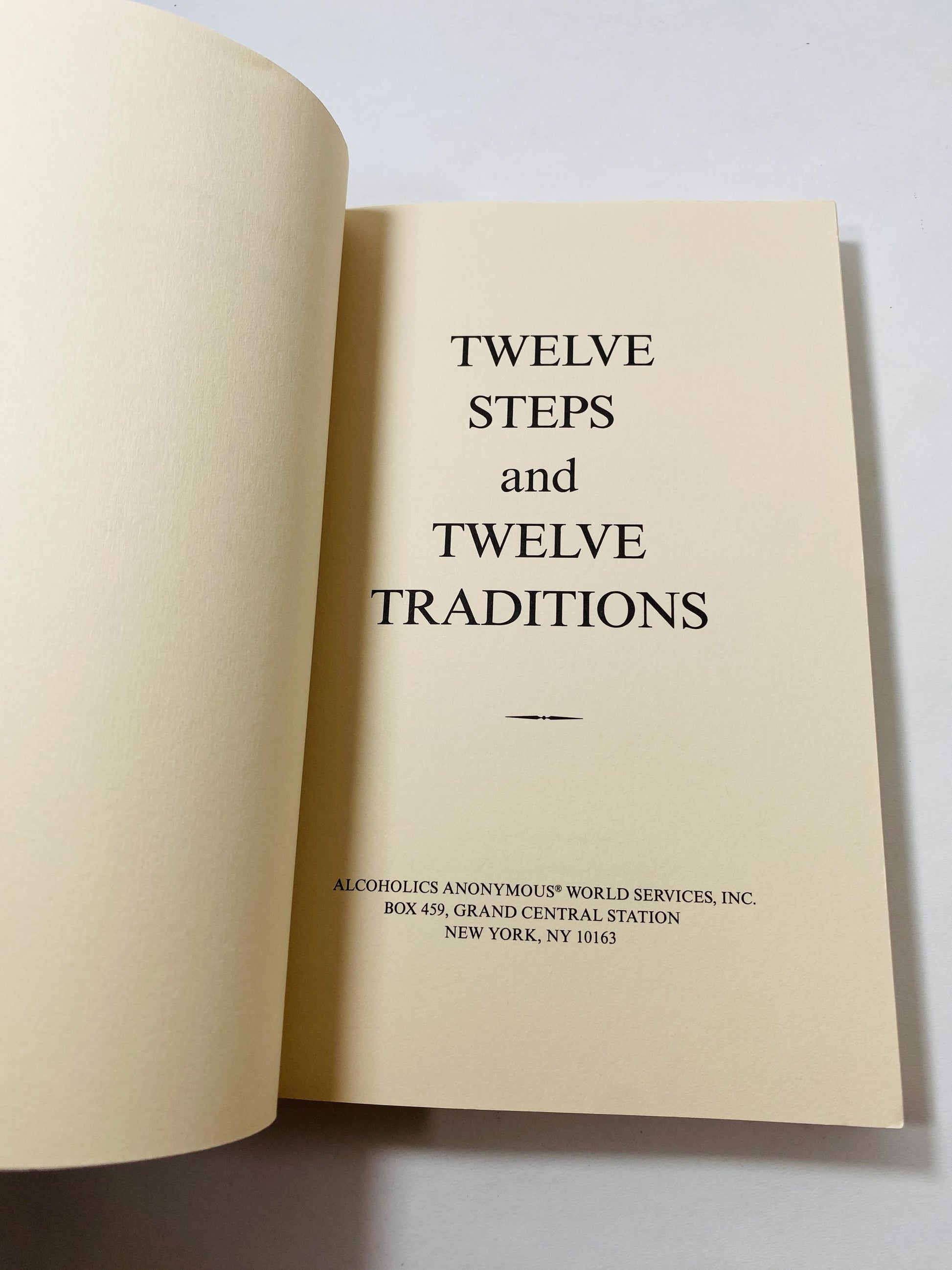 1981 Twelve Steps & Twelve Traditions Vintage Alcoholics Anonymous paperback book Recovery AA sobriety Al-anon 12 program