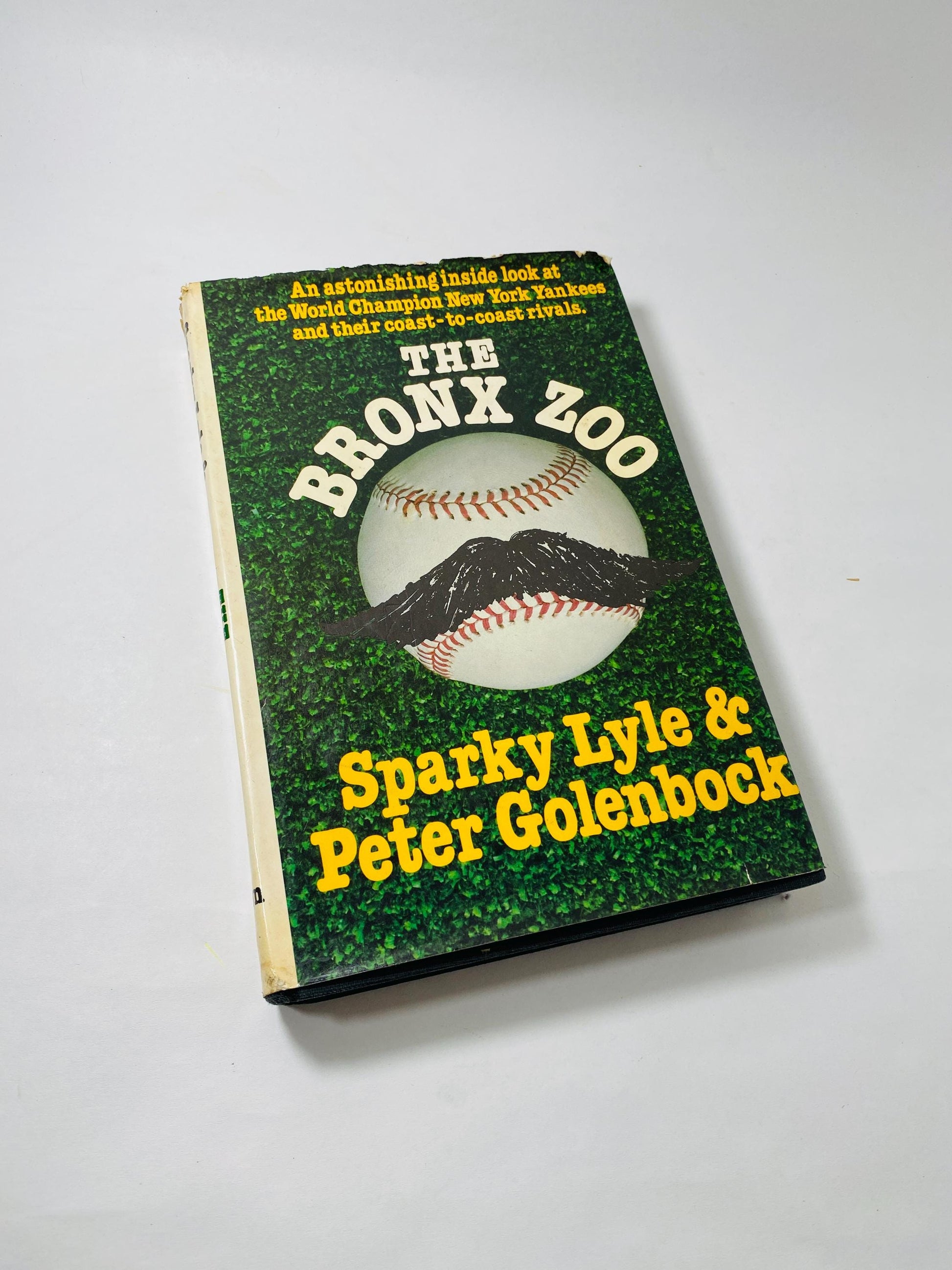 The Bronx Zoo Vintage book circa 1979 Lyle won the Al Cy Young pitching in relief for the world champion Yankees. Baseball NY