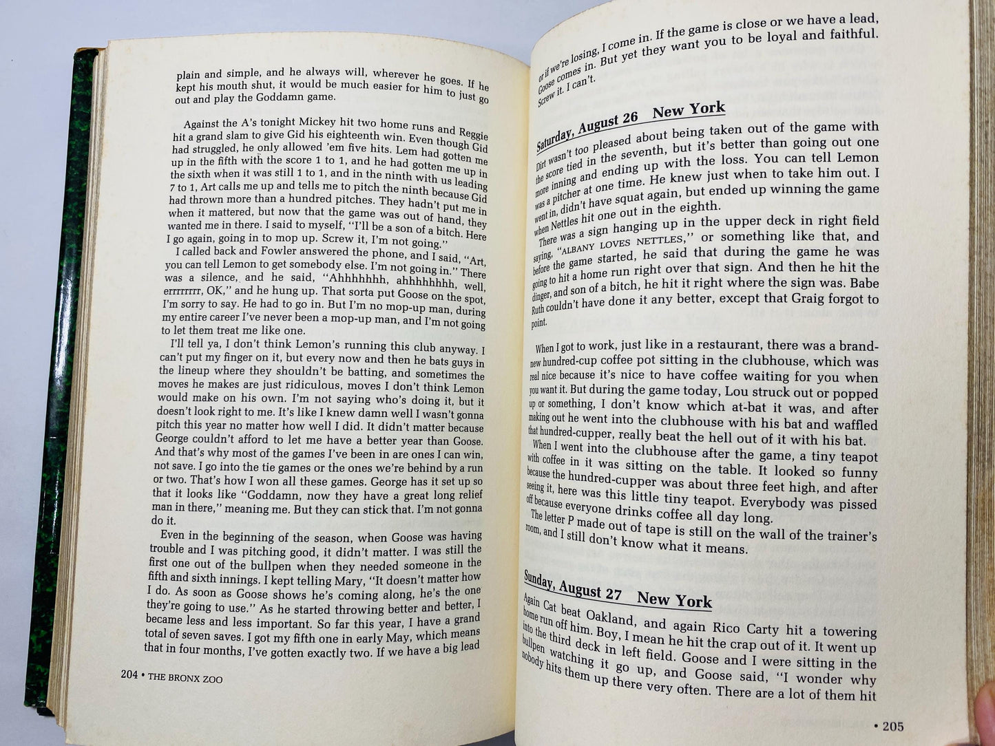 The Bronx Zoo Vintage book circa 1979 Lyle won the Al Cy Young pitching in relief for the world champion Yankees. Baseball NY