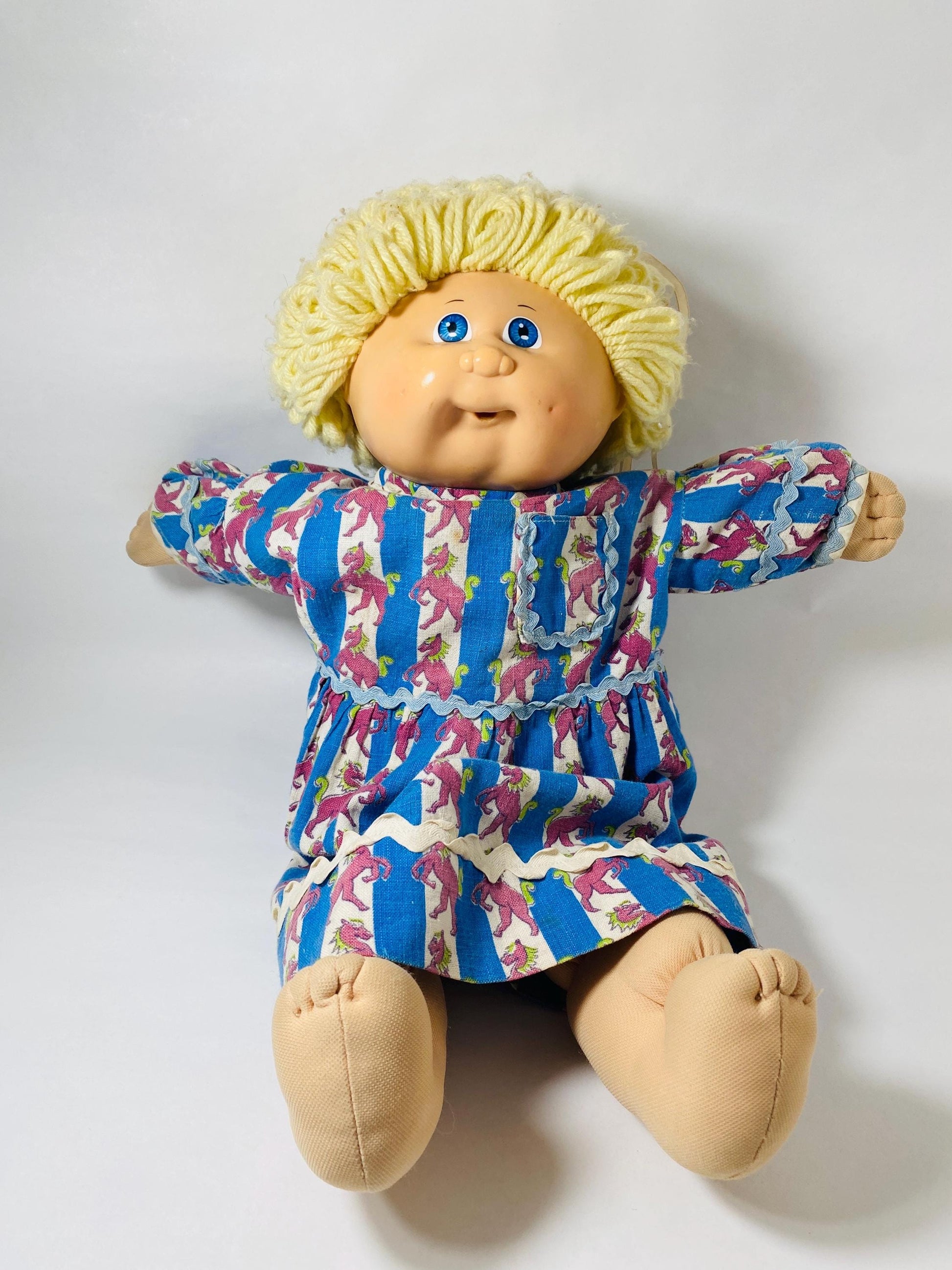 Cabbage Patch Kid 1982 Vintage blonde girl doll Xavier Roberts Signature original Coleco CPK Nostalgia