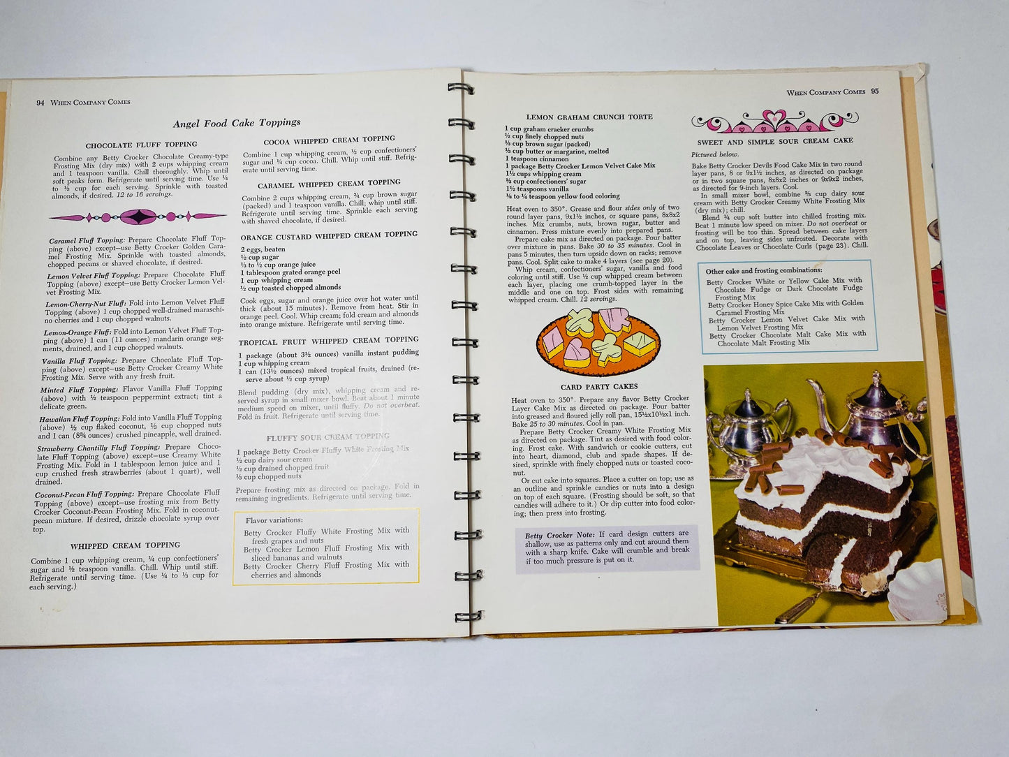 1966 Betty Crocker's Cake and Frosting Cookbook Vintgage FIRST EDITION book At home decorating with 300 Recipes for every occasion