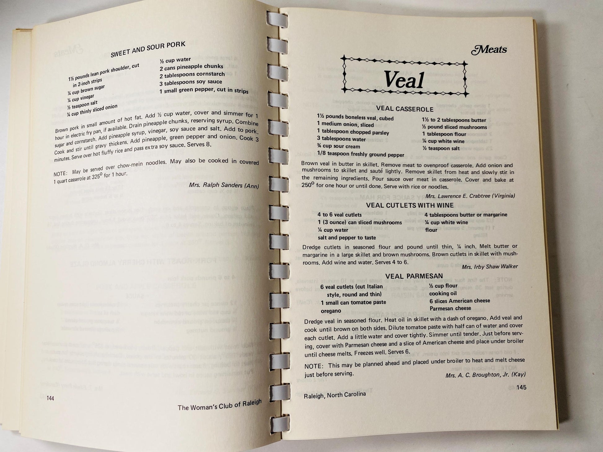 Company’s Coming Vintage cookbook by Jean Pare circa 1996. Fish, seafood crawfish shrimp crab cakes boils and casserole recipes