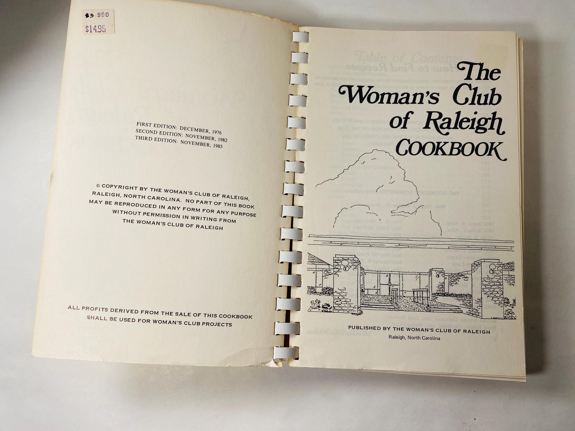 Company’s Coming Vintage cookbook by Jean Pare circa 1996. Fish, seafood crawfish shrimp crab cakes boils and casserole recipes