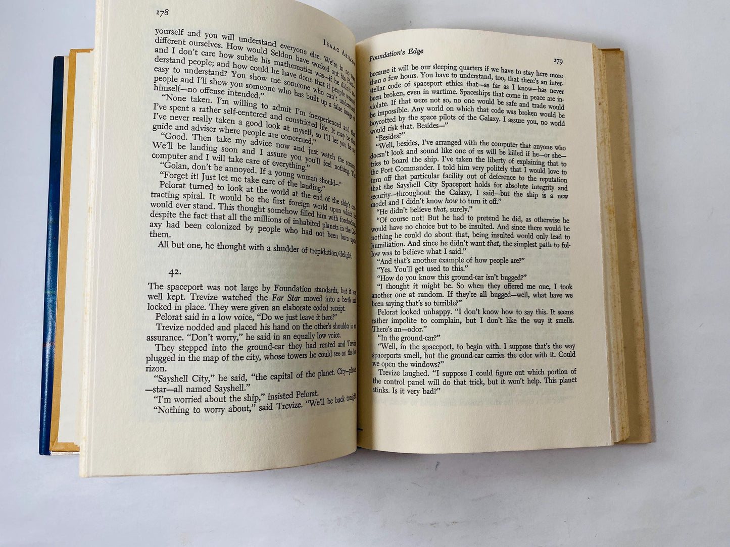 Foundation's Edge by Isaac Asimov vintage book circa 1982 Science Fiction Fantasy Horror. Book lover gift