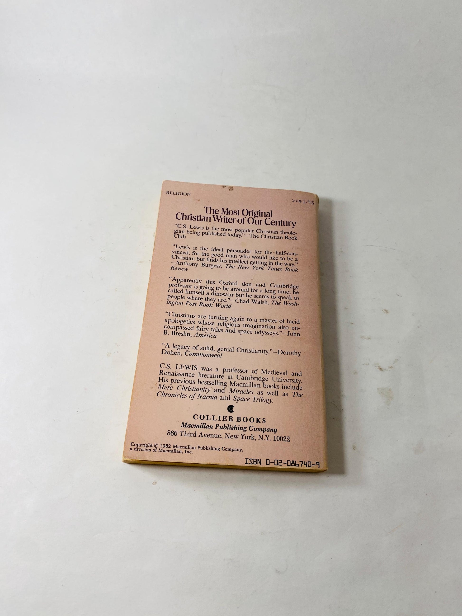 Screwtape Letters by CS Lewis Vintage paperback book circa 1982 about Christianity and God's intervention