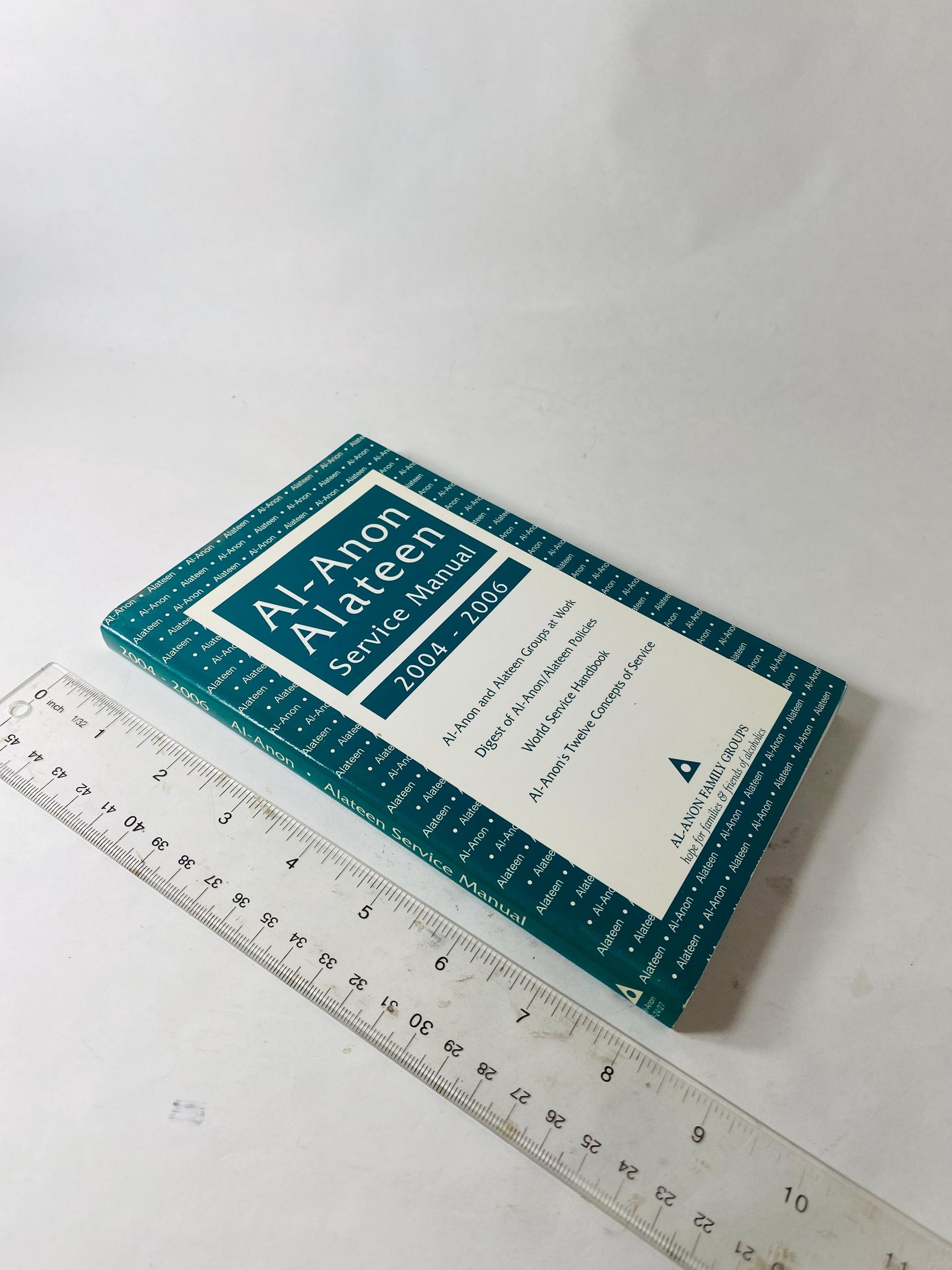 Al-Anon Alateen Service Manual Twelve Steps & Twelve Traditions Vintage Alcoholics Anonymous paperback book Recovery AA sobriety HelenK