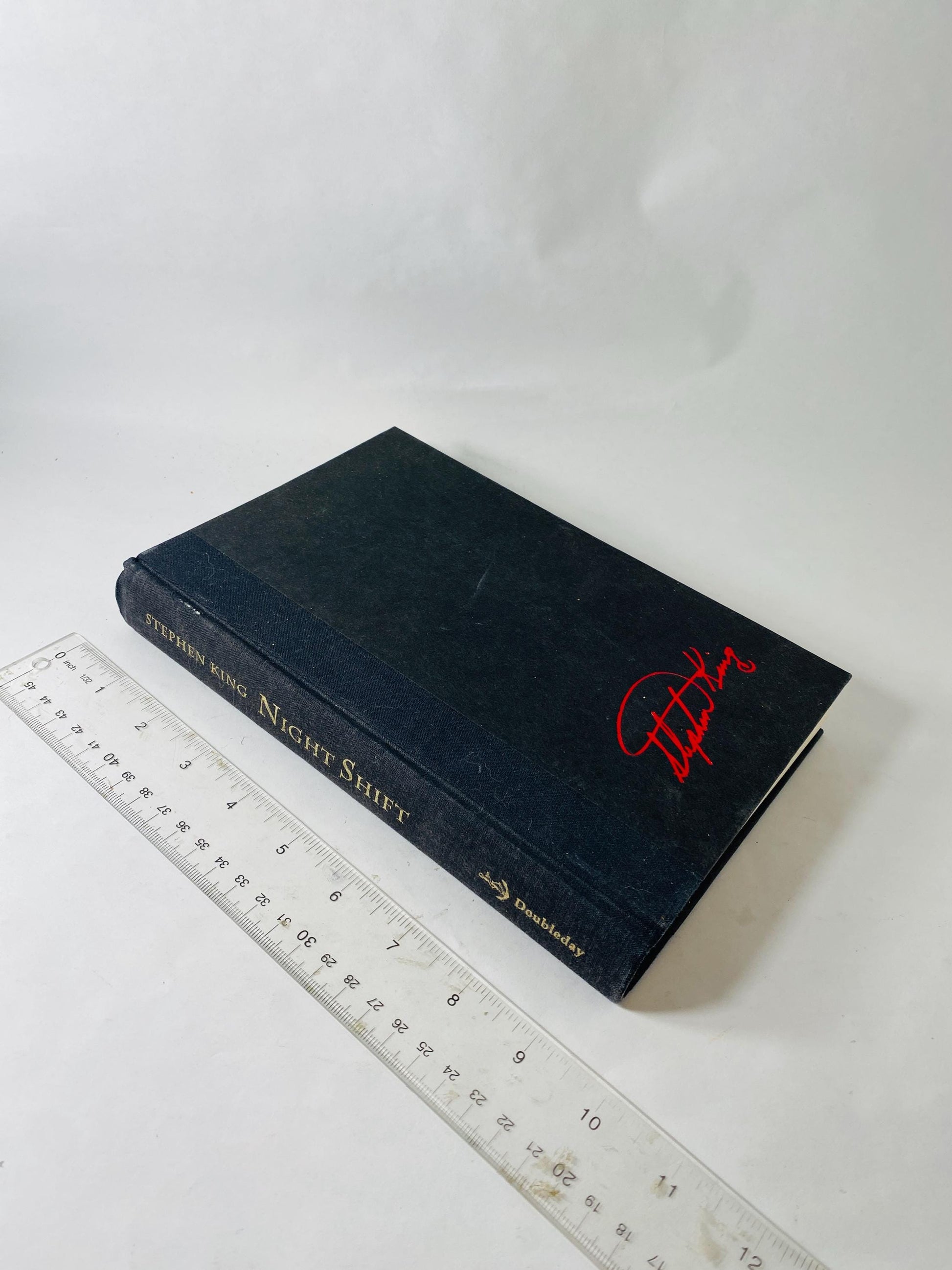 Night Shift by Stephen King EARLY PRINTING! Vintage book circa 1978 horror Children of the Corn Graveyard Shift, and The Lawnmower Man