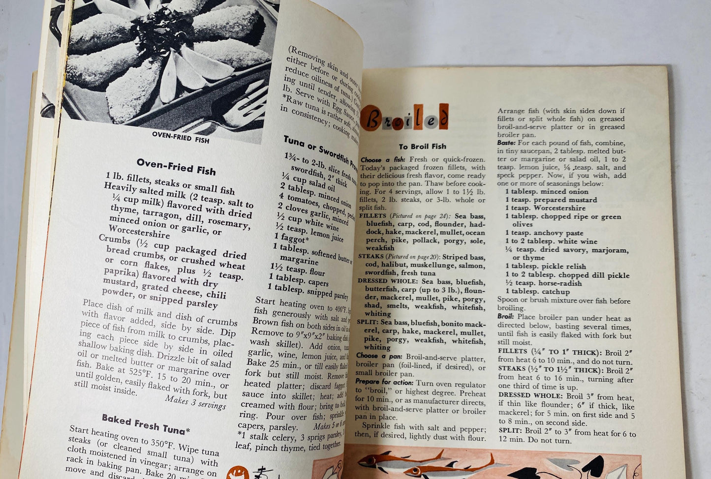 1958 Fish & Seafood Cook vintage booklet Recipe cookbook all-American dishes Clam chowder bean soup Boston brown bread
