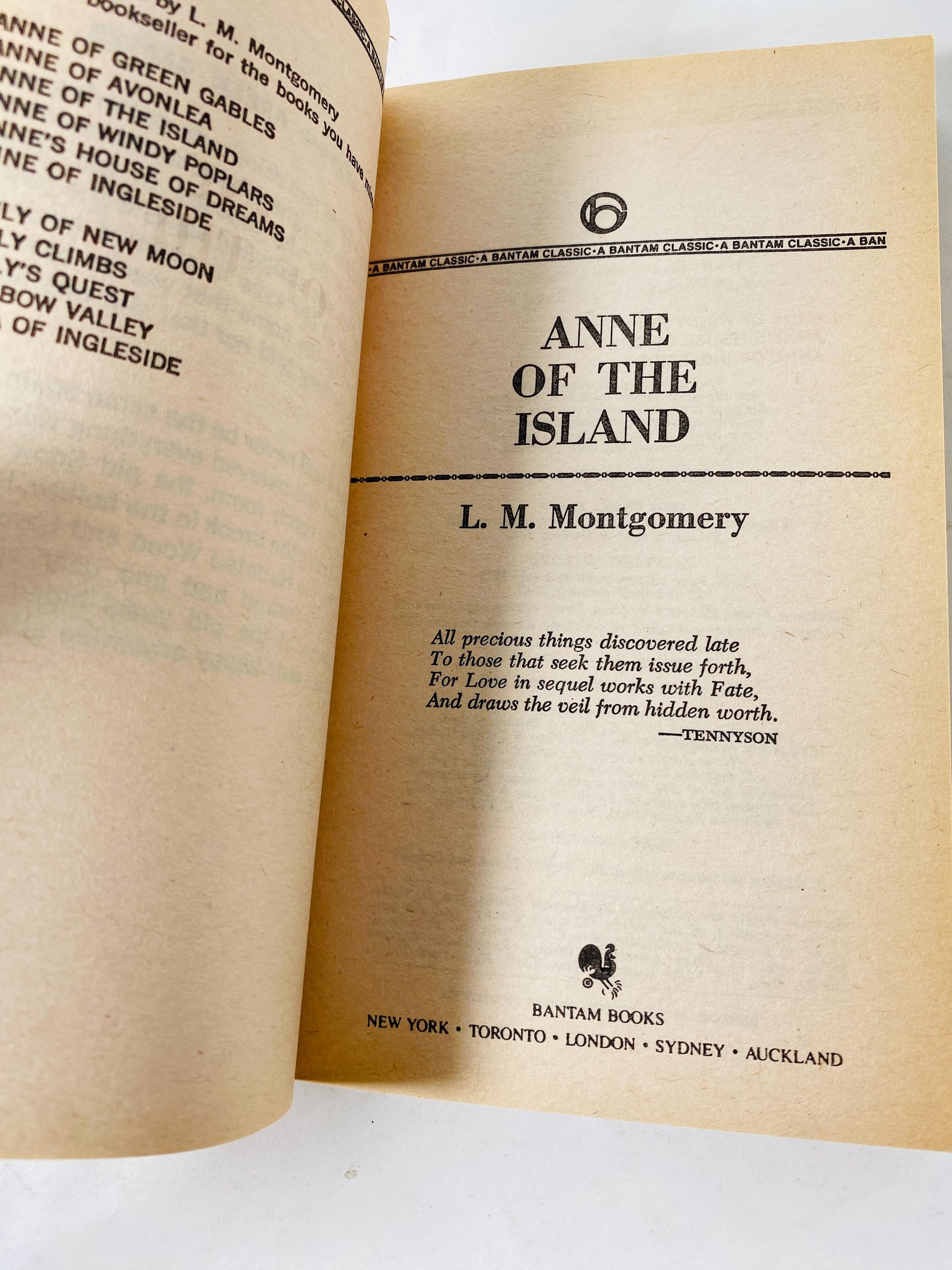Anne of the Island vintage Green Gables paperback book by LM Montgomery circa 1987