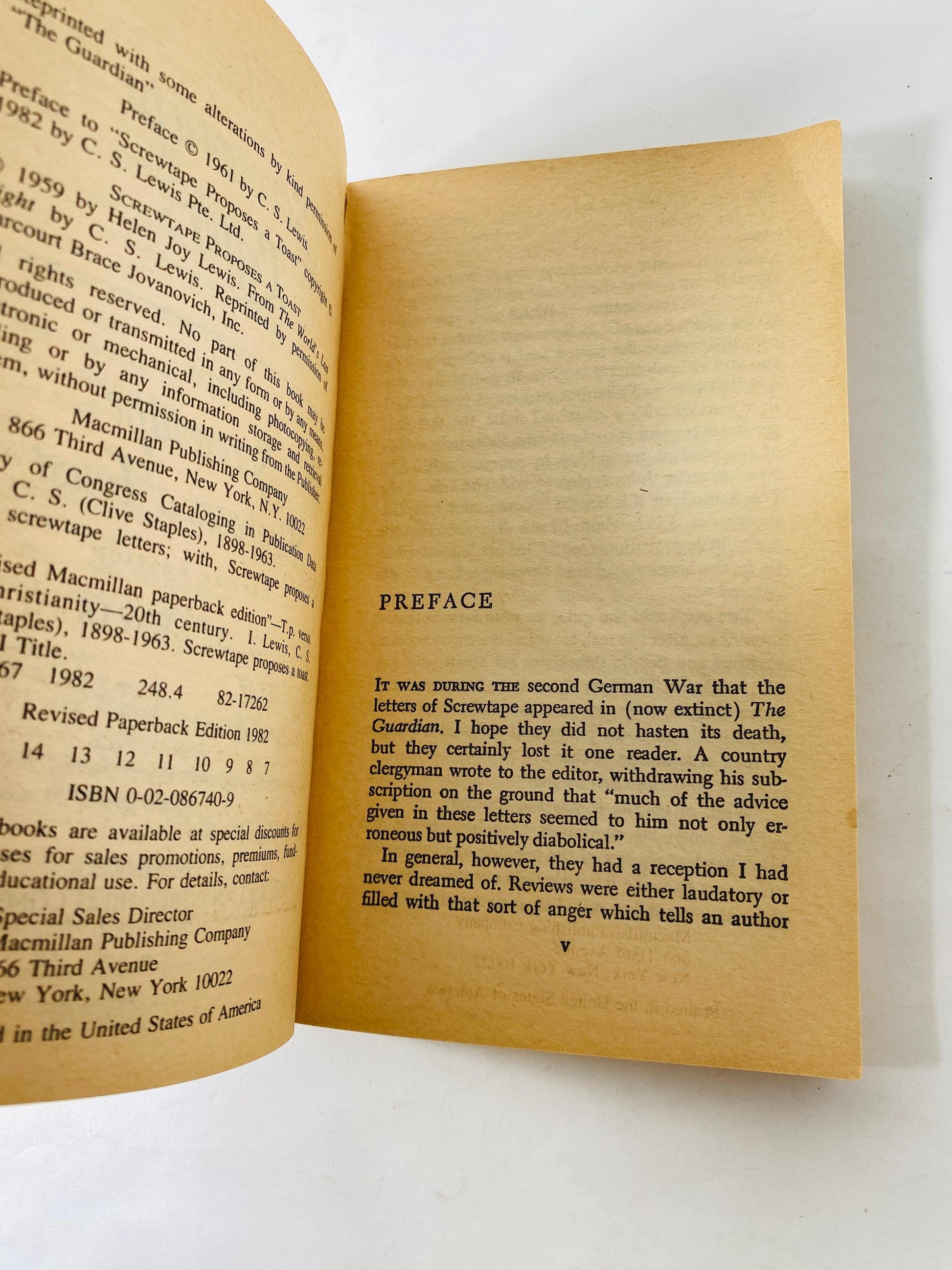 Screwtape Letters by CS Lewis Vintage paperback book circa 1982 about Christianity and God's intervention