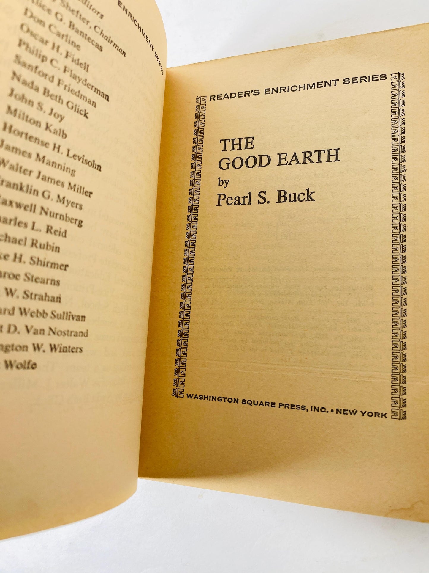 1965 Good Earth by Pearl S Buck Vintage paperback book Pulitzer Prize-winning story of hardship in rural China and deep connection to land