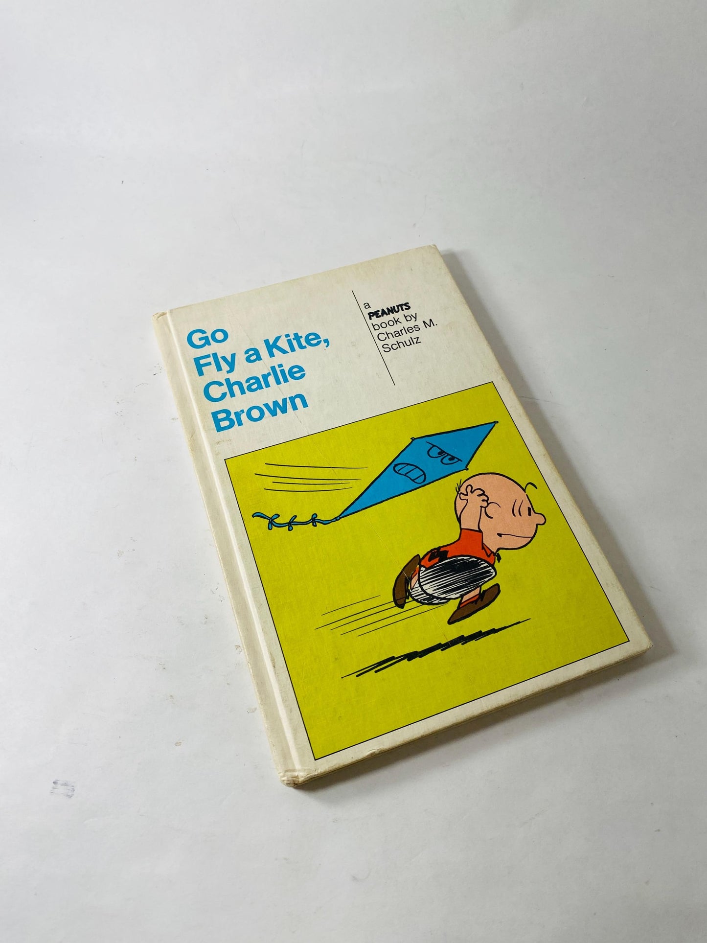 1960 Go Fly a Kite, Charlie Brown. Vintage Weekly Reader book by Charles Schulz Classic Children's Book