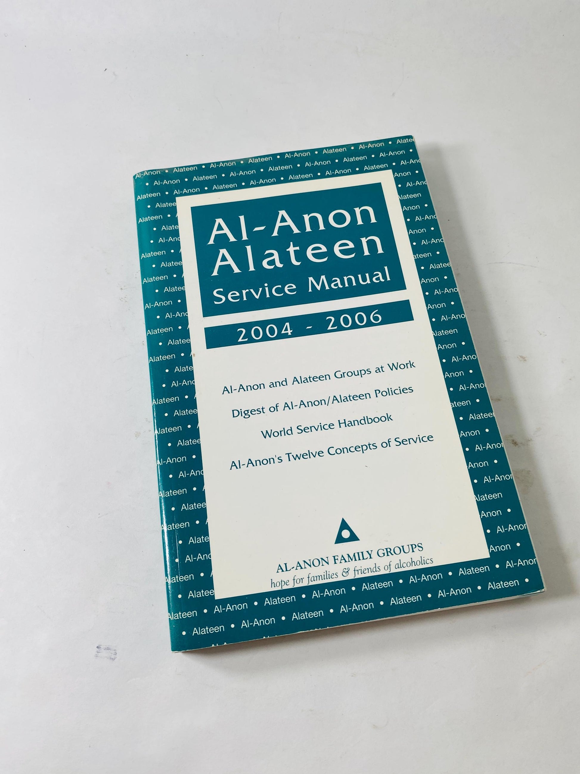Al-Anon Alateen Service Manual Twelve Steps & Twelve Traditions Vintage Alcoholics Anonymous paperback book Recovery AA sobriety HelenK