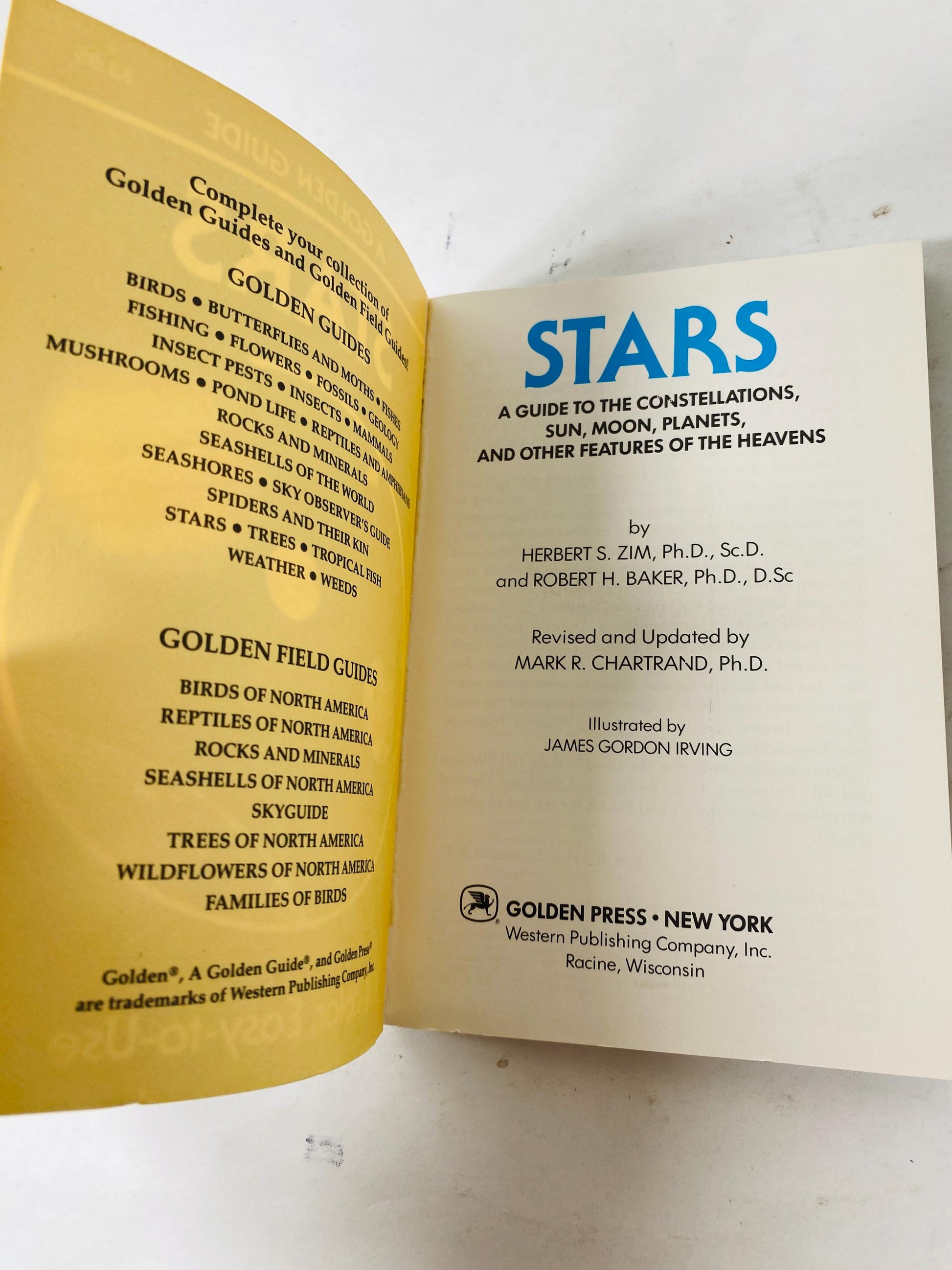 Stars Guide to Constellations Sun Moon Planets and the Heavens Golden Nature Guide paperback Book by Herbert Zim circa 1985