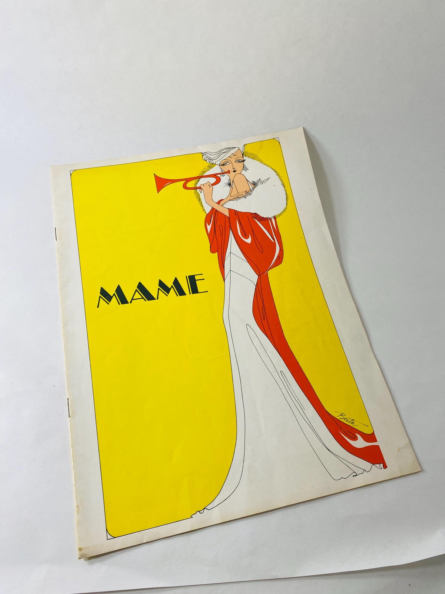 1971 Mame Souvenir Program featuring Angela Lansbury Musical Theater Program Vintage Broadway Tour Memorabilia Mod Yellow Cover Art