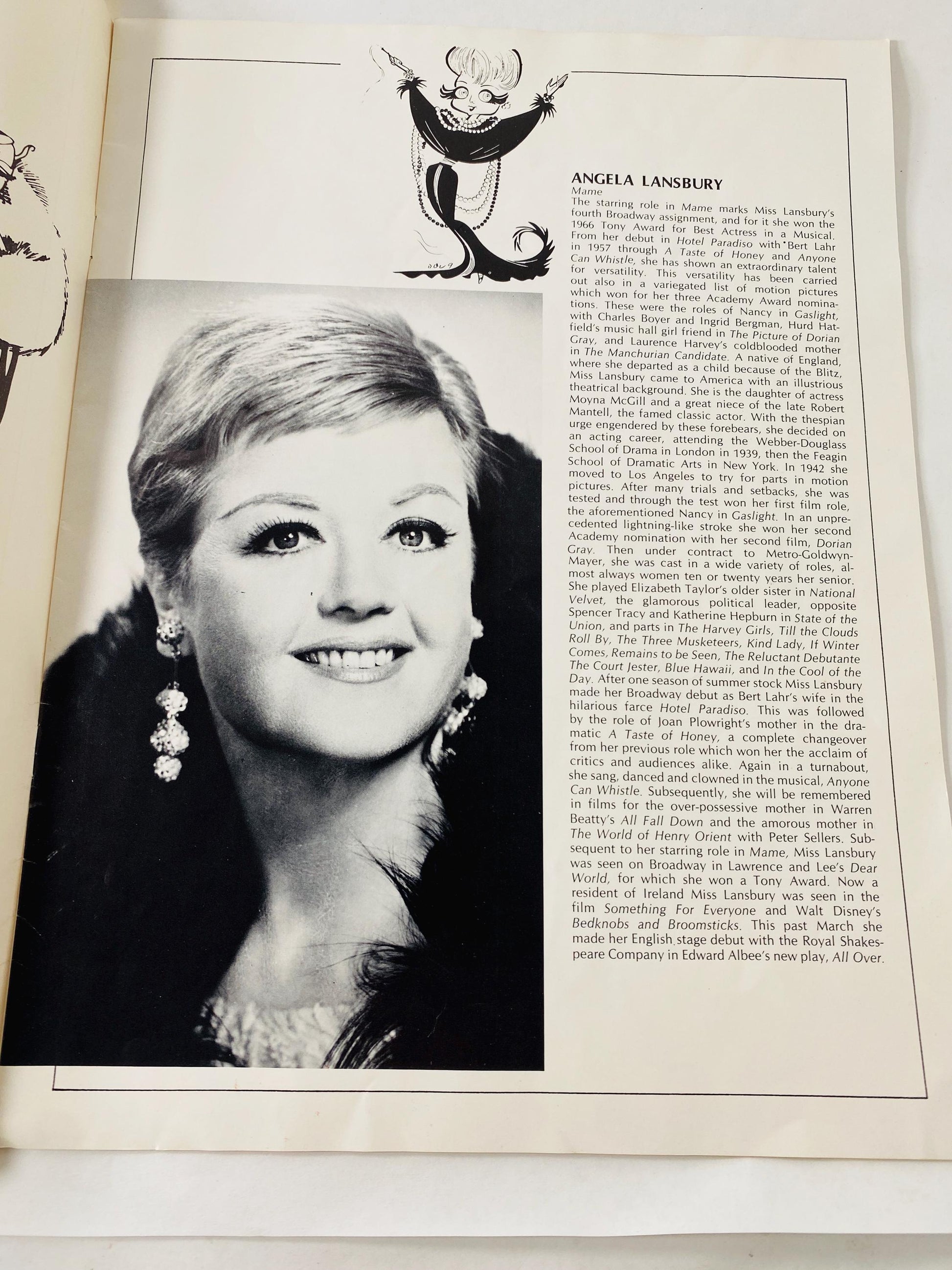 1971 Mame Souvenir Program featuring Angela Lansbury Musical Theater Program Vintage Broadway Tour Memorabilia Mod Yellow Cover Art