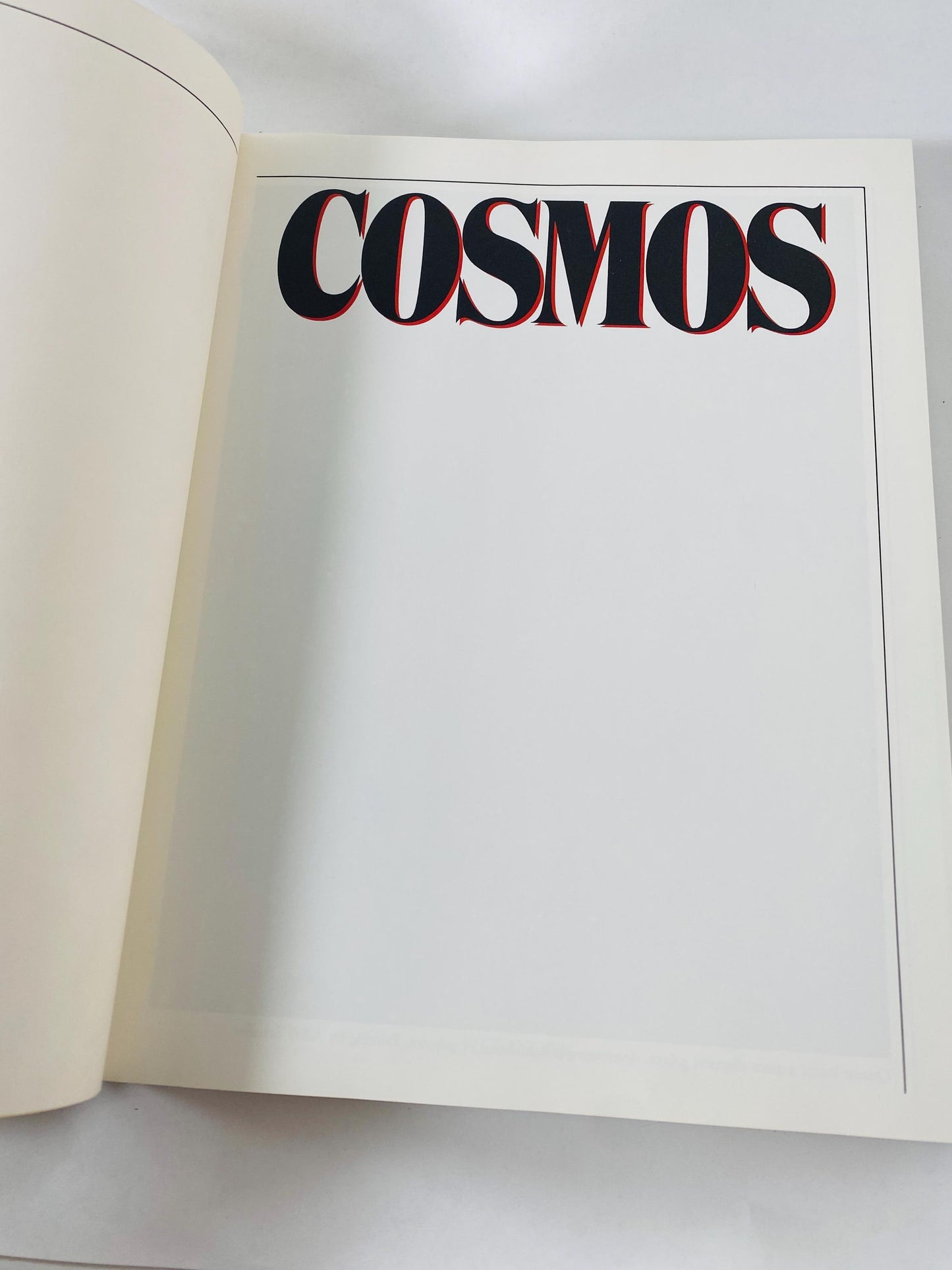 Cosmos First edition vintage book by Carl Sagan circa 1980 Astronomy, cosmology, astrophysicist, astrobiology, science popularizer. Gift
