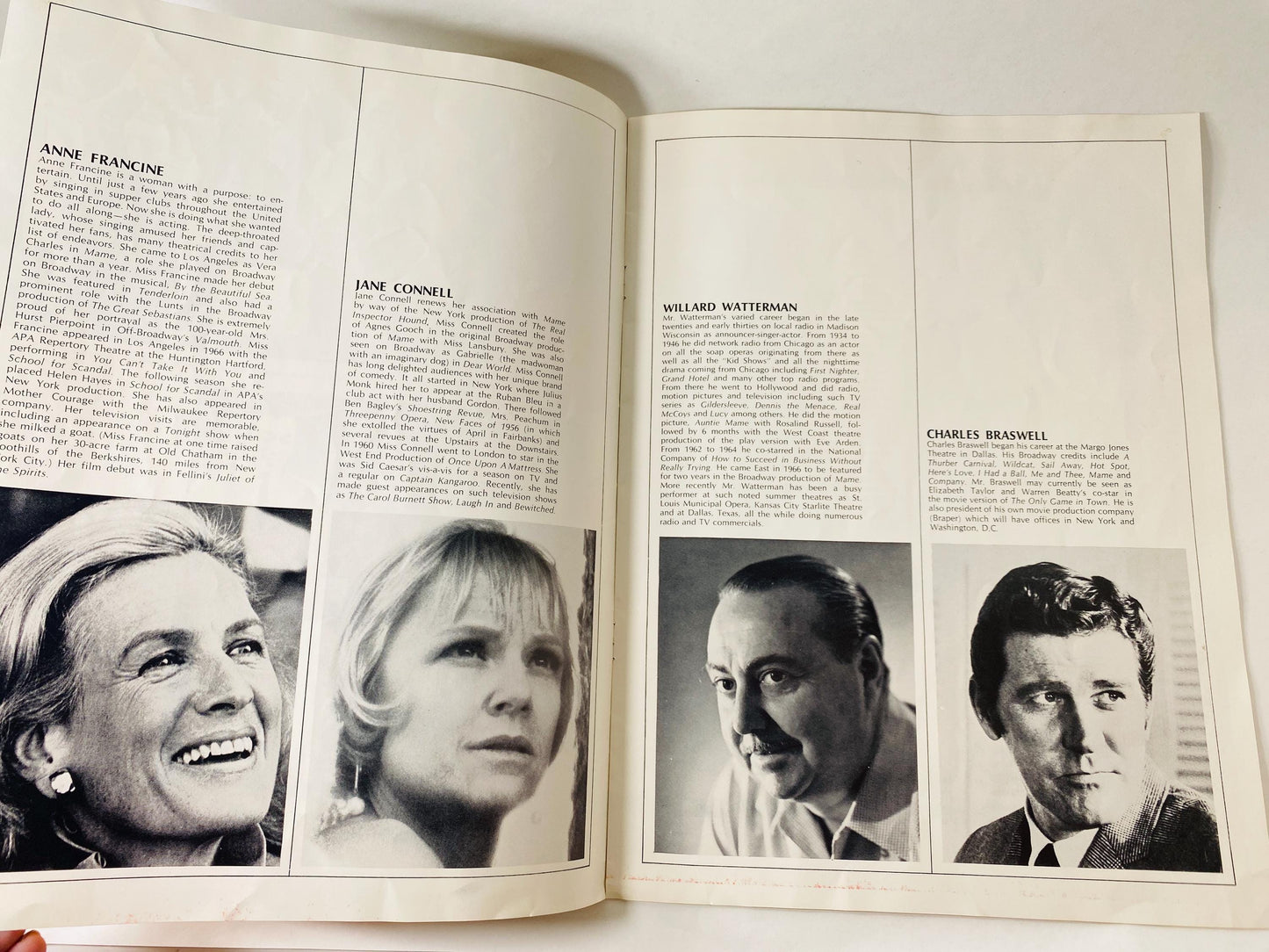 1971 Mame Souvenir Program featuring Angela Lansbury Musical Theater Program Vintage Broadway Tour Memorabilia Mod Yellow Cover Art