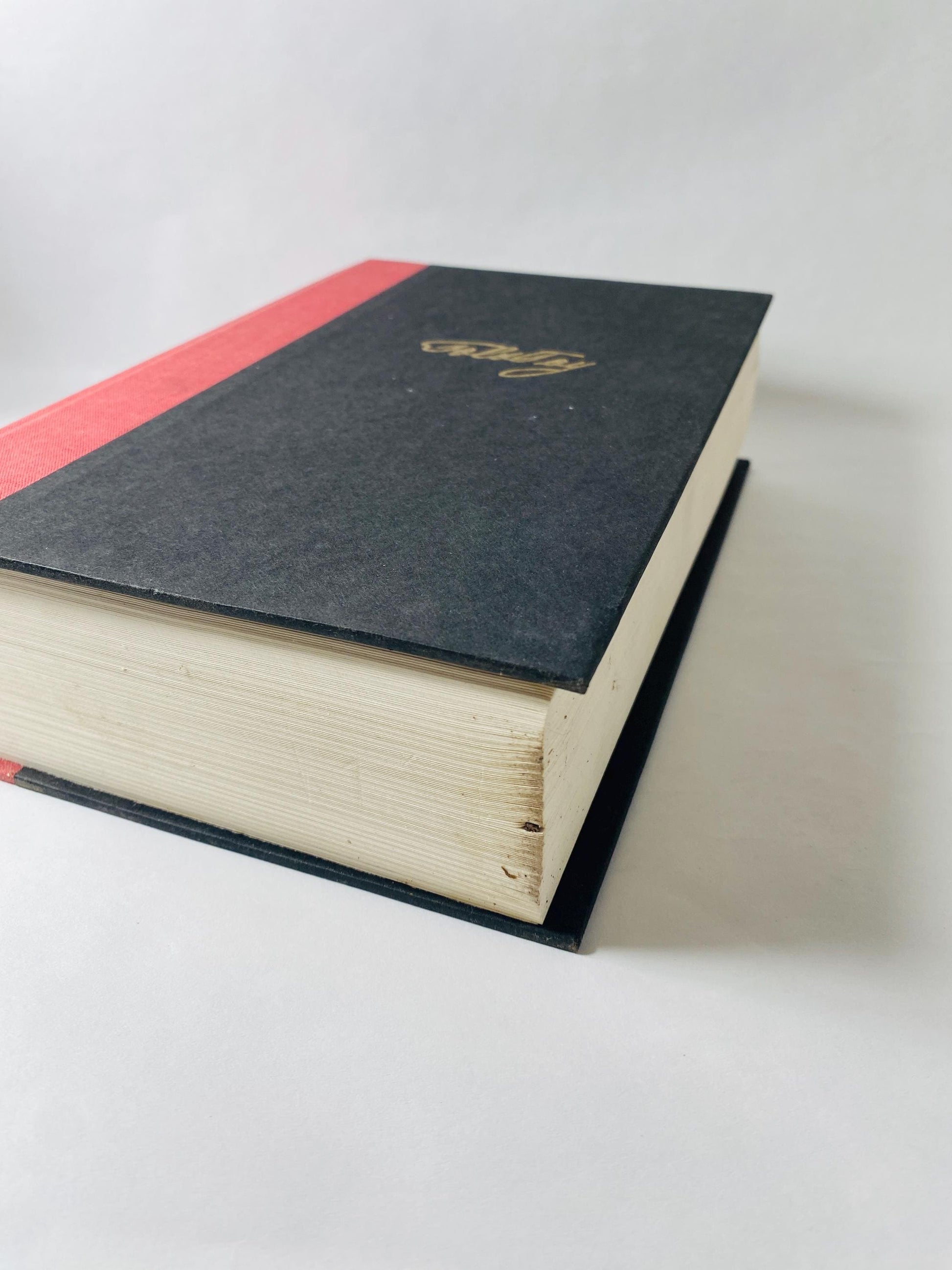 Leo Tolstoy War and Peace vintage book love, war, and the search for meaning during the French invasion of Russia in the Napoleonic era