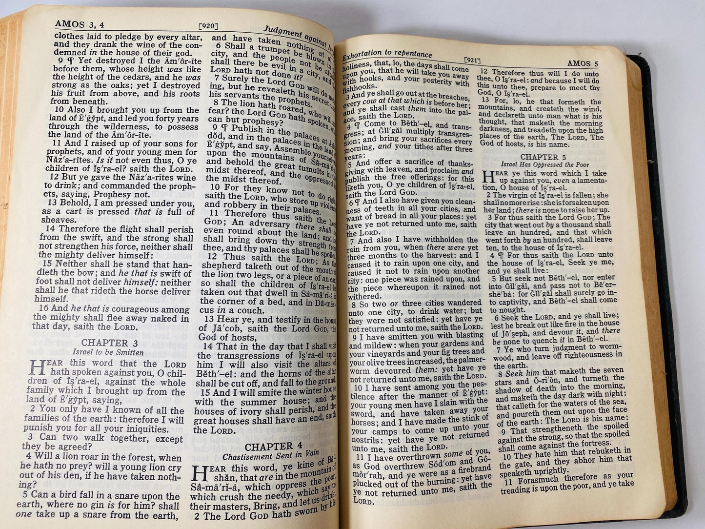 Holman Holy Bible Vintage book King James book New and Old Testaments KJV