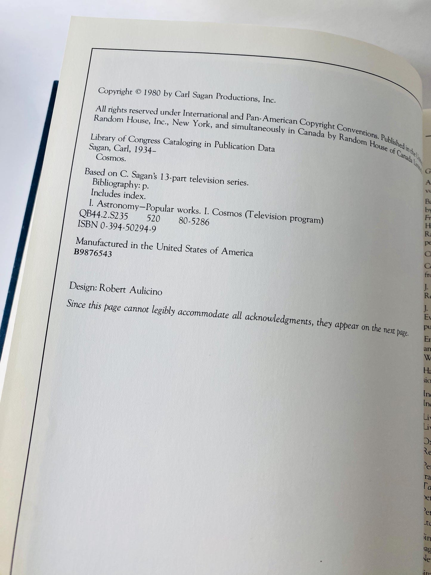 Cosmos First edition vintage book by Carl Sagan circa 1980 Astronomy, cosmology, astrophysicist, astrobiology, science popularizer. Gift