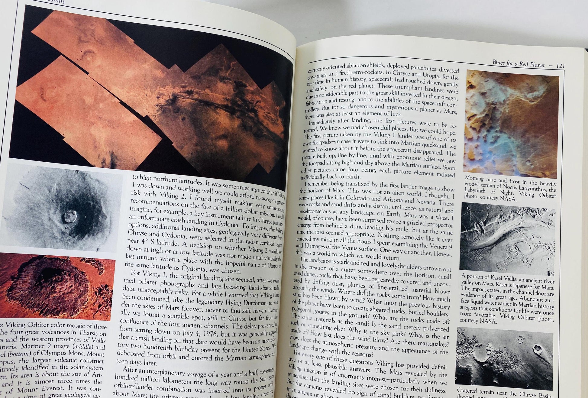 Cosmos First edition vintage book by Carl Sagan circa 1980 Astronomy, cosmology, astrophysicist, astrobiology, science popularizer. Gift